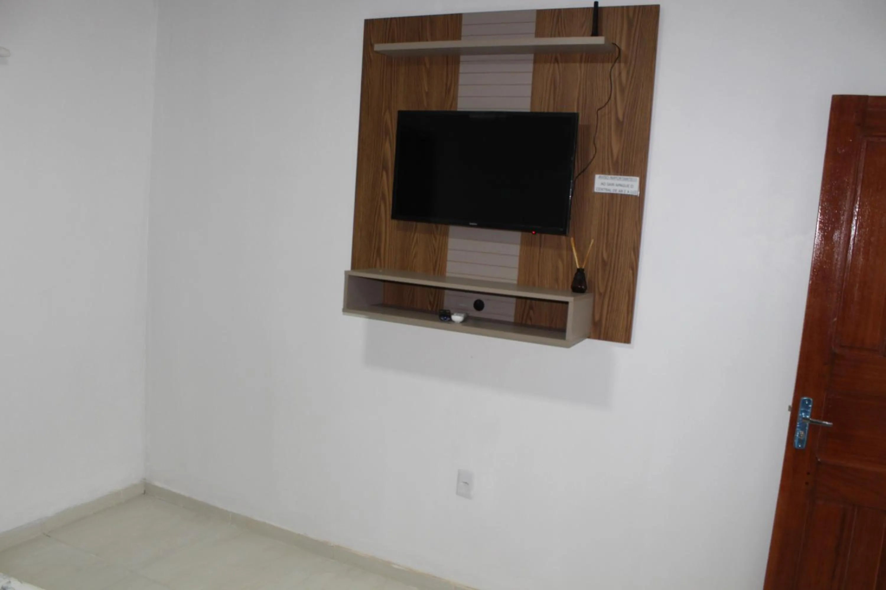 Hotel Jardim Tropical