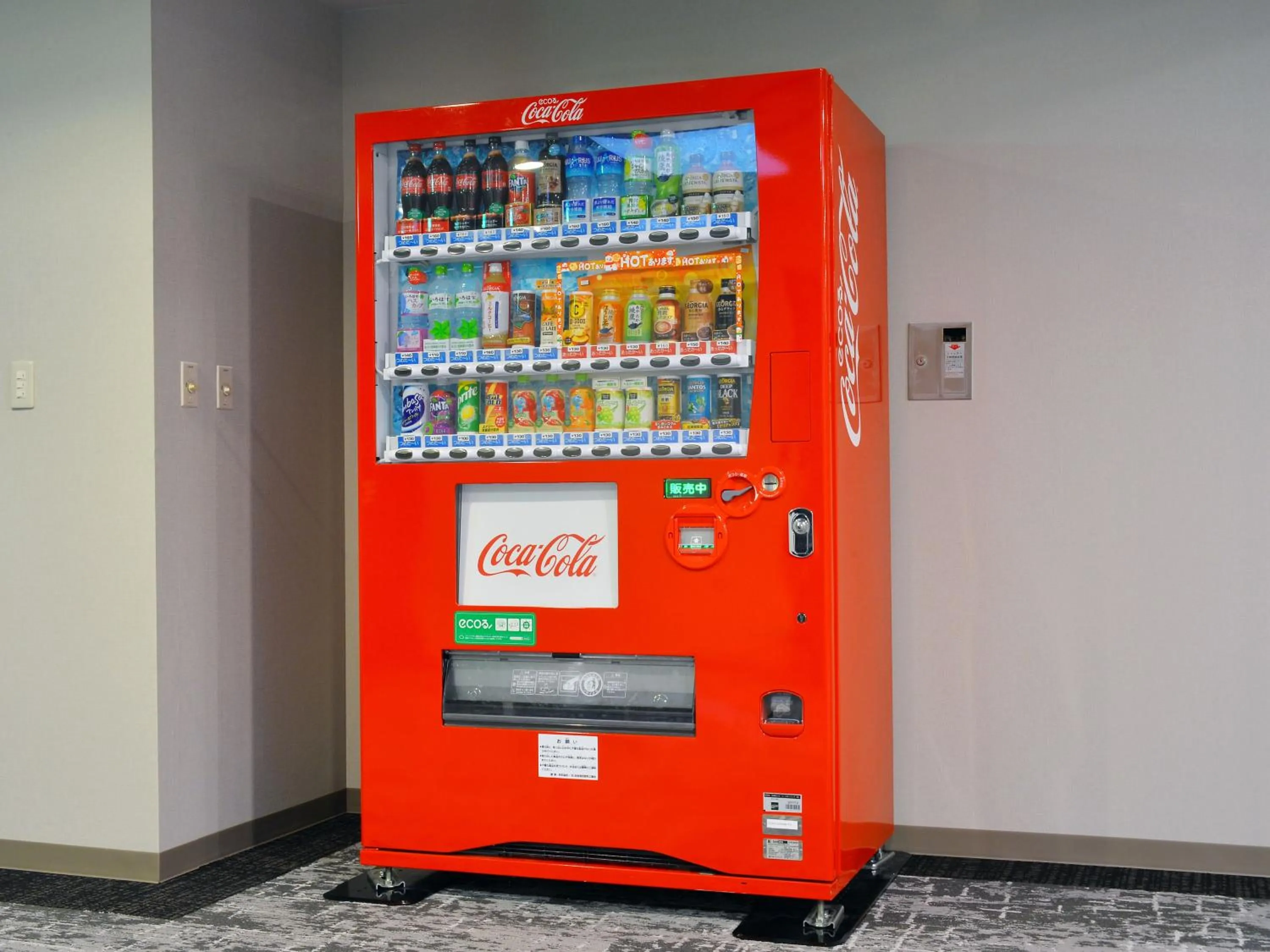 vending machine in HOTEL MYSTAYS Hakodate Station