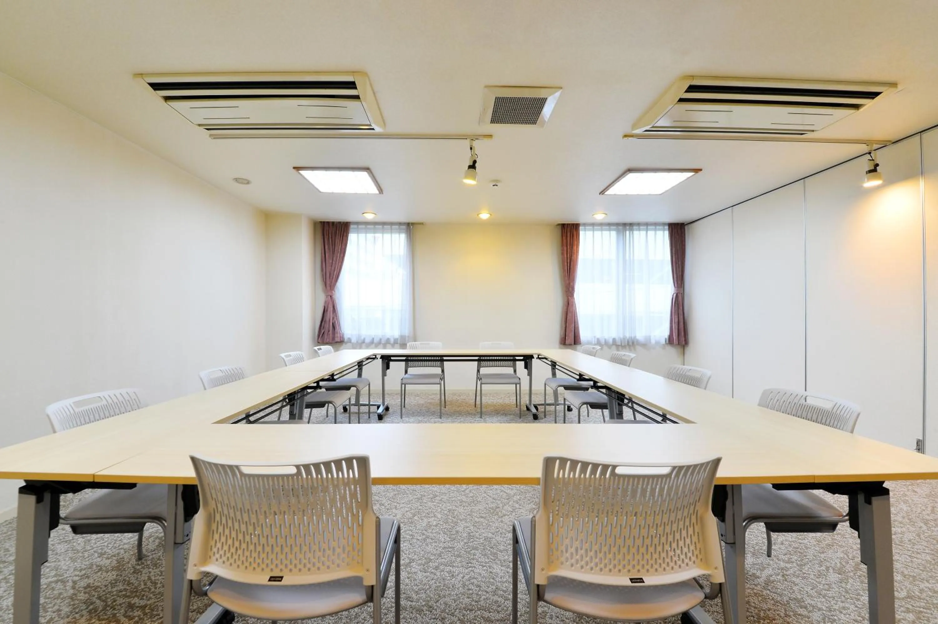 Meeting/conference room in HOTEL MYSTAYS Hakodate Station