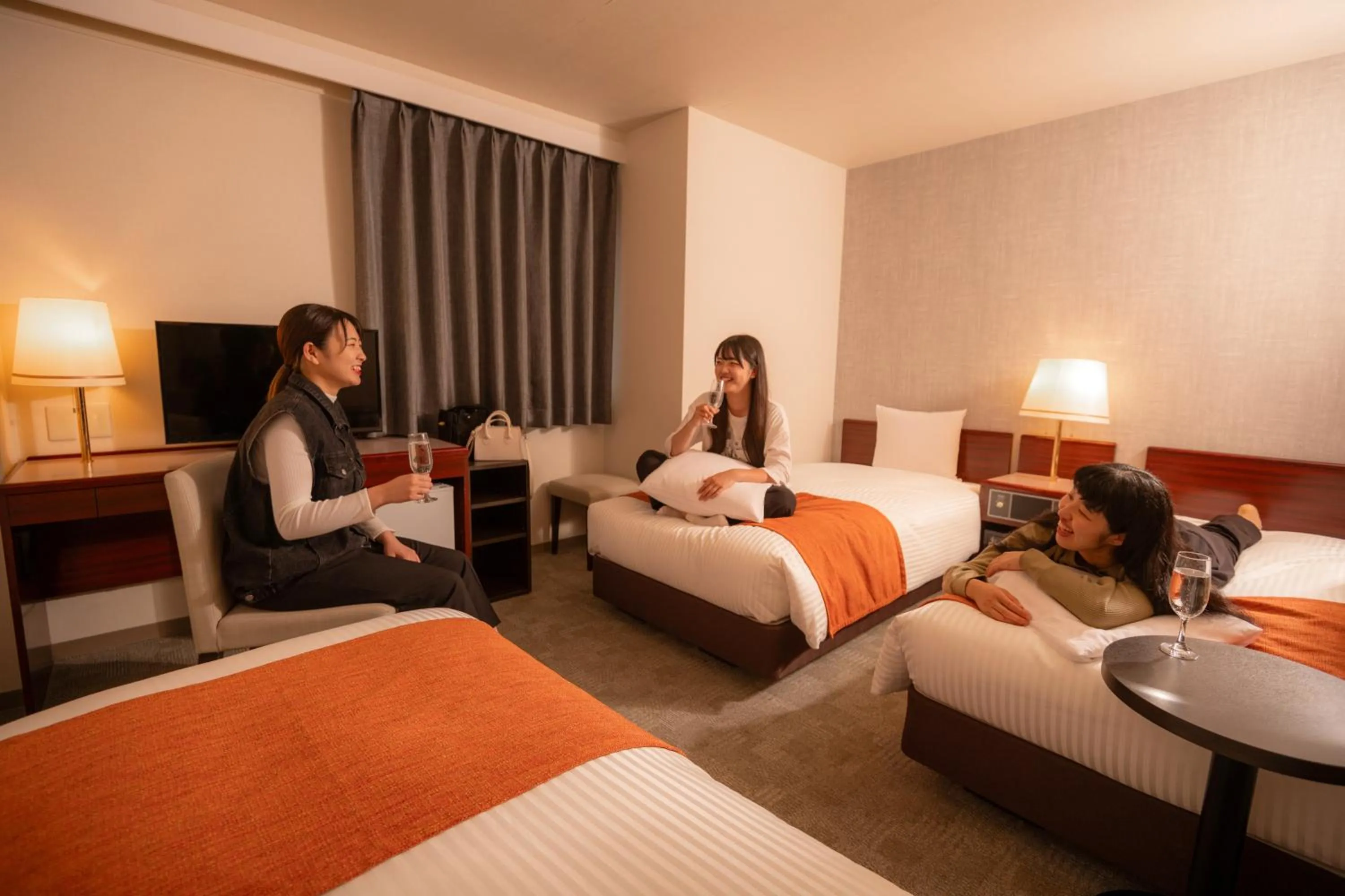 People, Bed in HOTEL MYSTAYS Hakodate Station