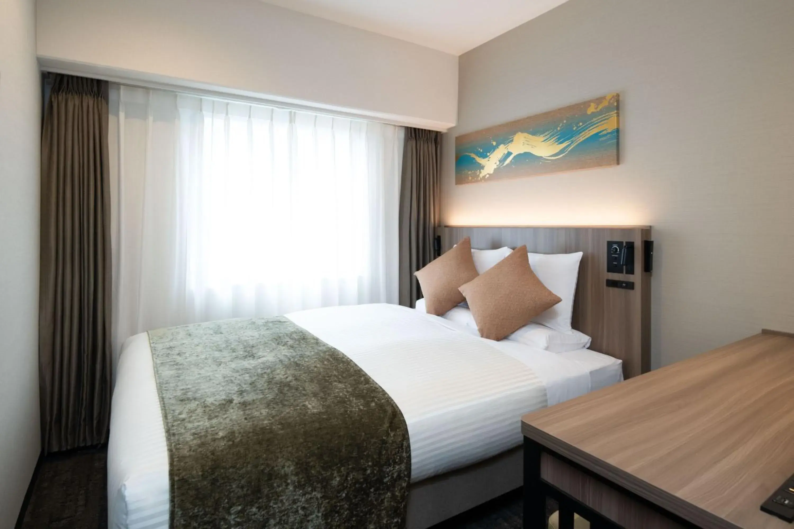 Photo of the whole room, Bed in HOTEL MYSTAYS Kanazawa Katamachi Photo of the whole room, Bed in HOTEL MYSTAYS Kanazawa Katamachi