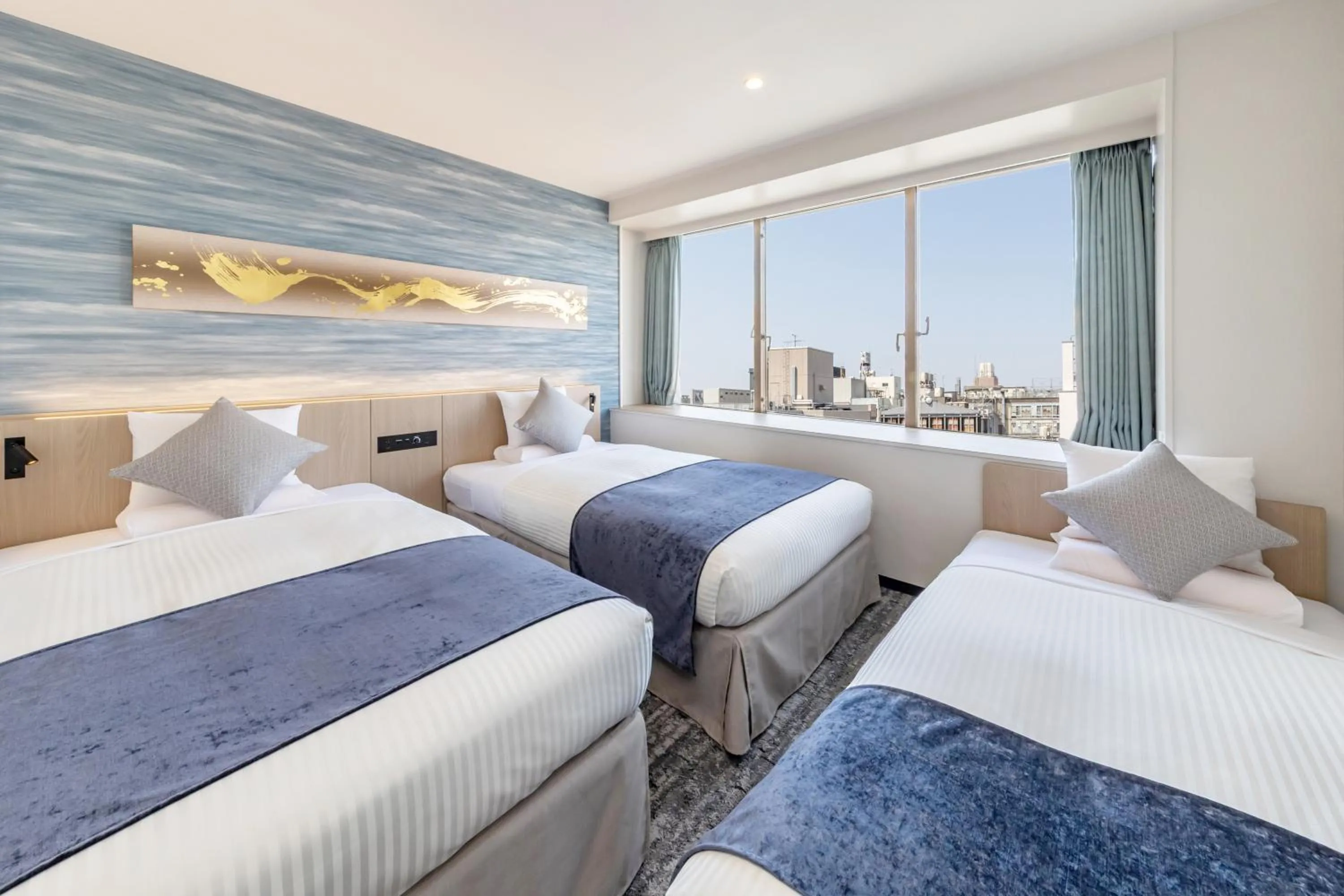 Photo of the whole room, Bed in HOTEL MYSTAYS Kanazawa Katamachi