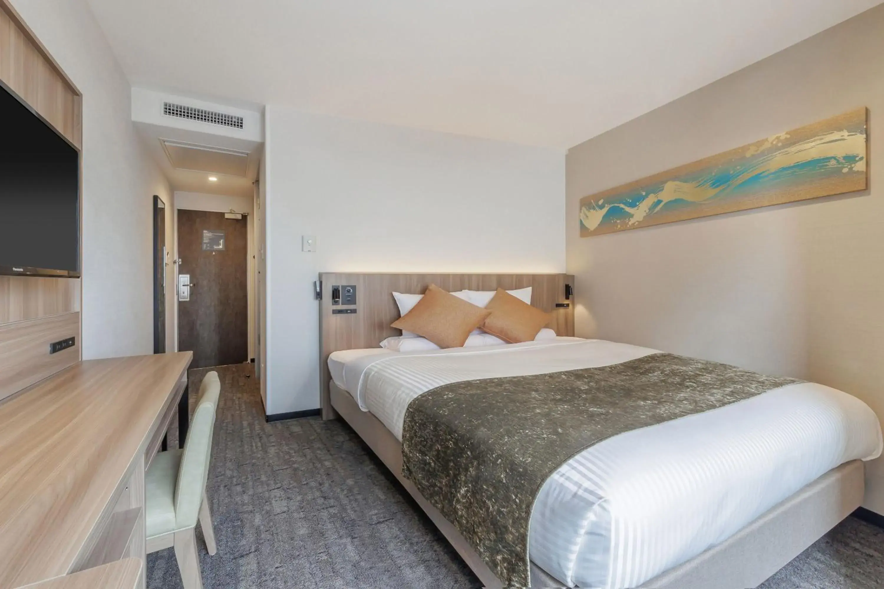 Photo of the whole room, Bed in HOTEL MYSTAYS Kanazawa Katamachi Photo of the whole room, Bed in HOTEL MYSTAYS Kanazawa Katamachi