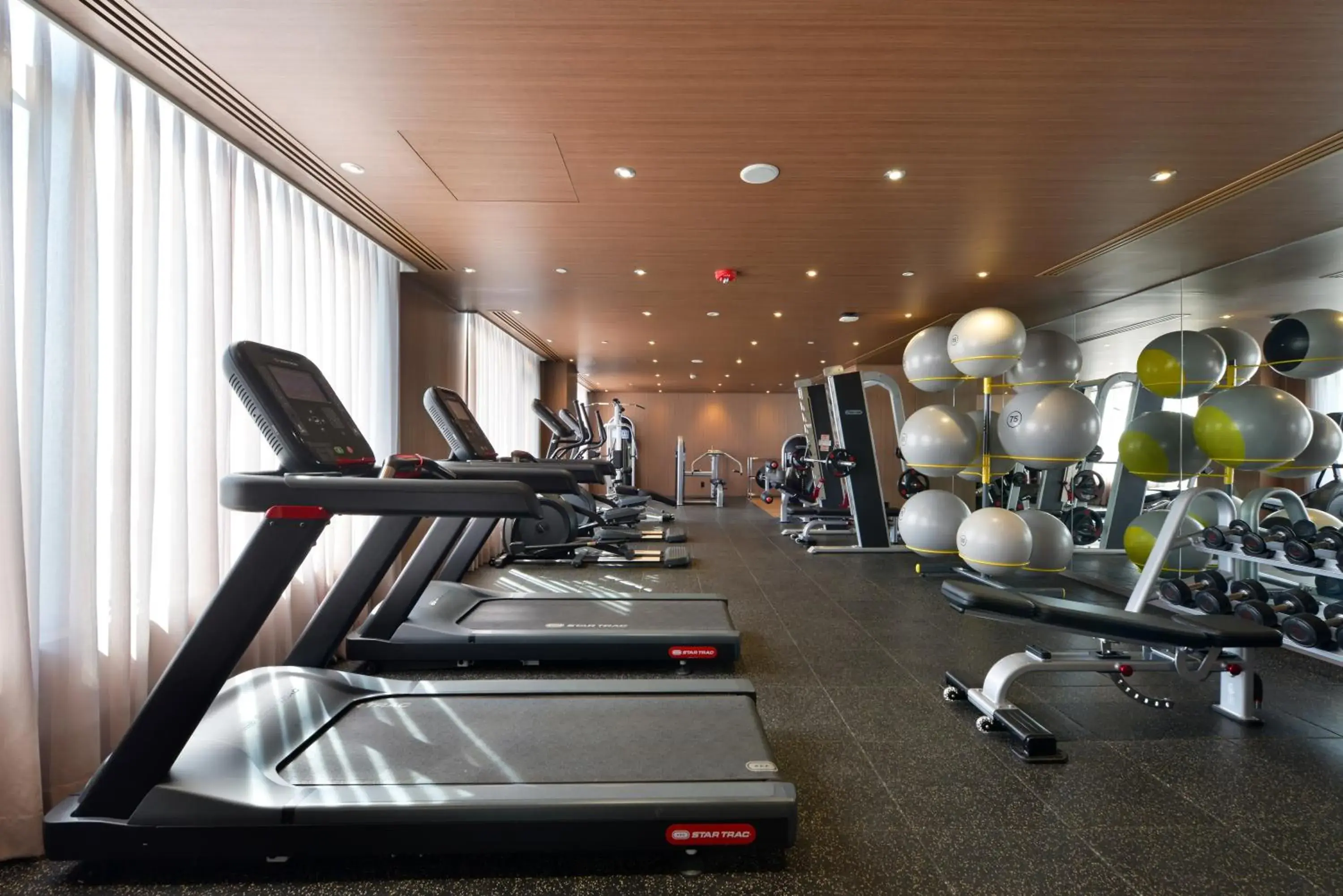 Fitness centre/facilities in Hotel Nikko Amata City Chonburi Fitness centre/facilities in Hotel Nikko Amata City Chonburi