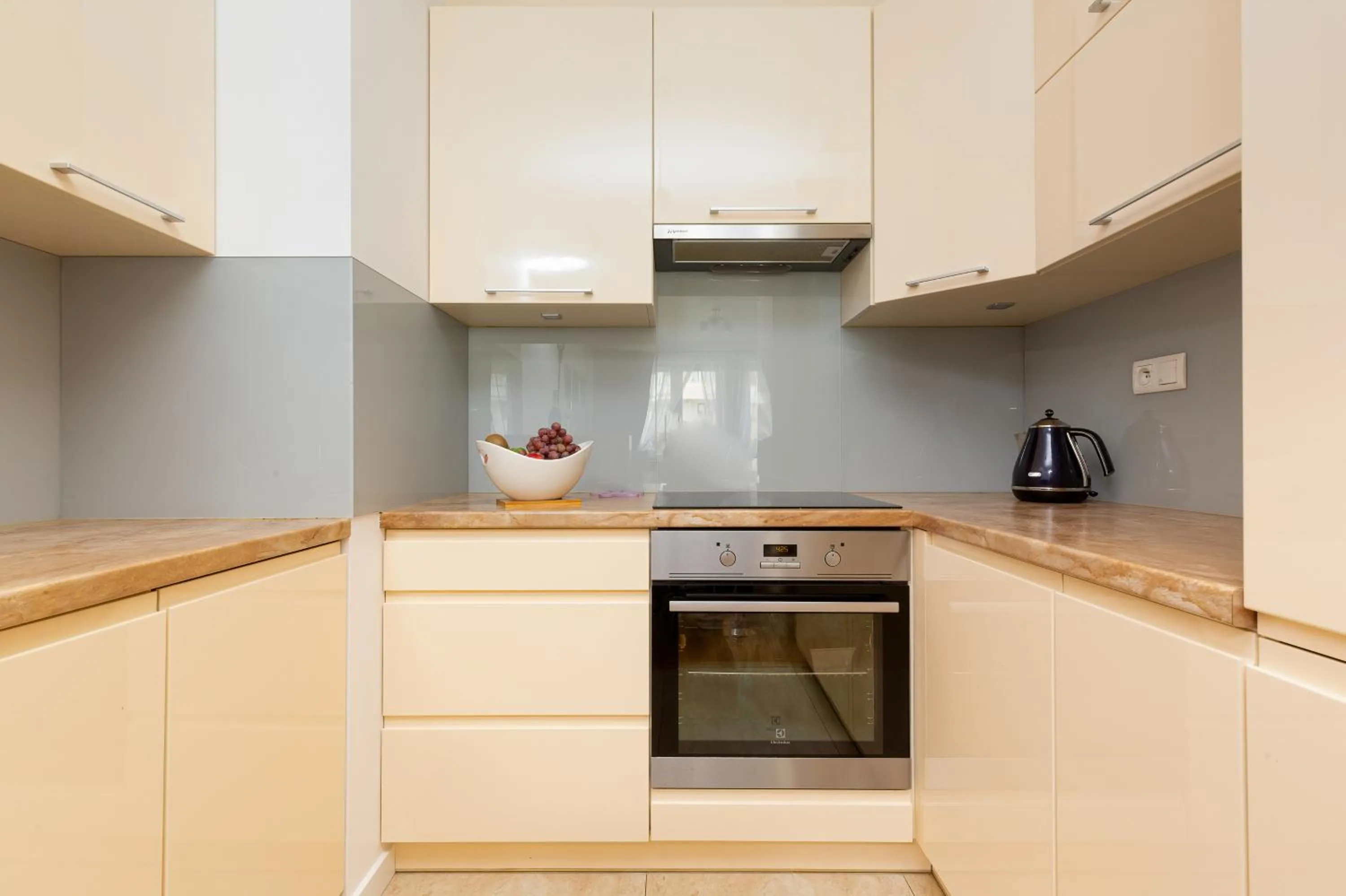 Kitchen or kitchenette in Atrium Ursus Warsaw Apartments by Noclegi Renters
