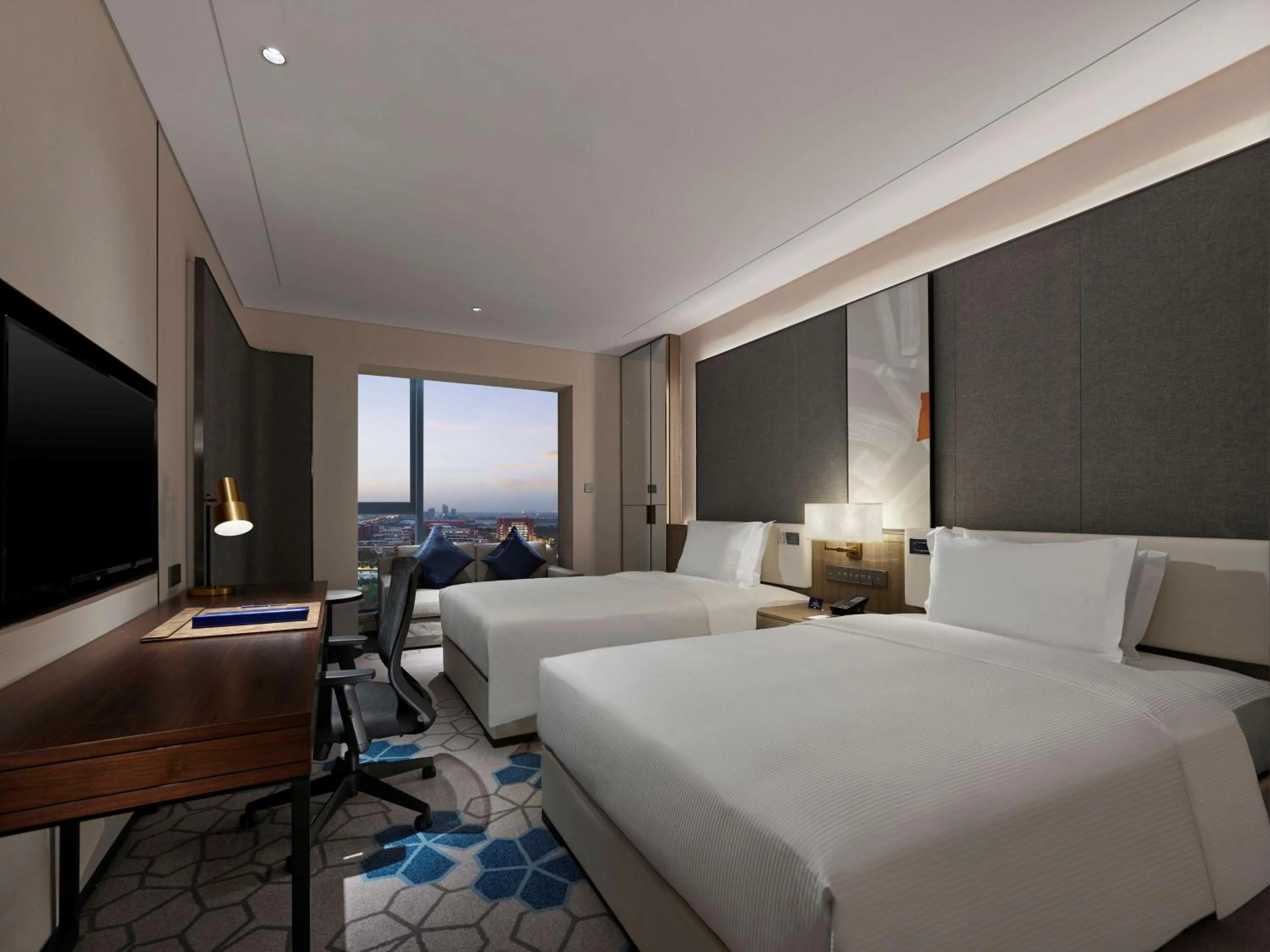 Bedroom, Bed in Doubletree By Hilton Baoding