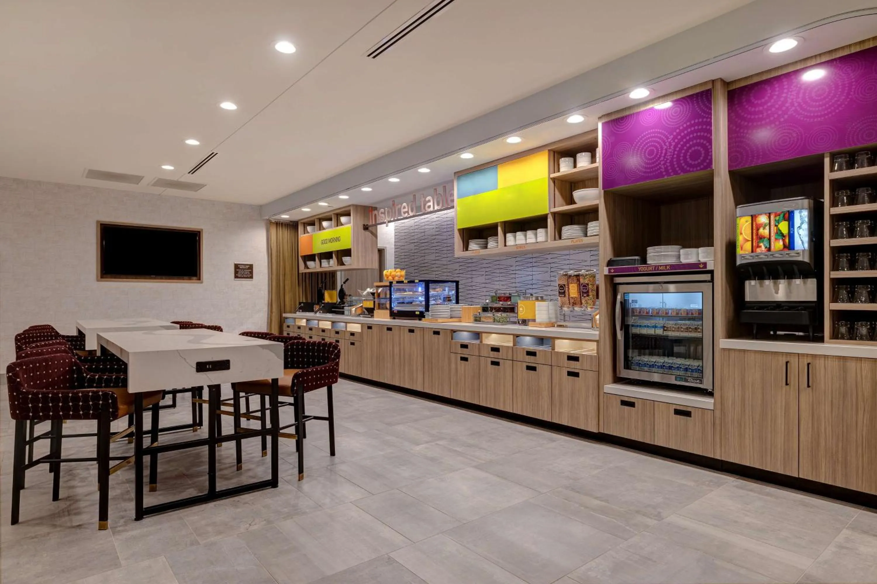 Breakfast in Home2 Suites By Hilton Blythewood, Sc