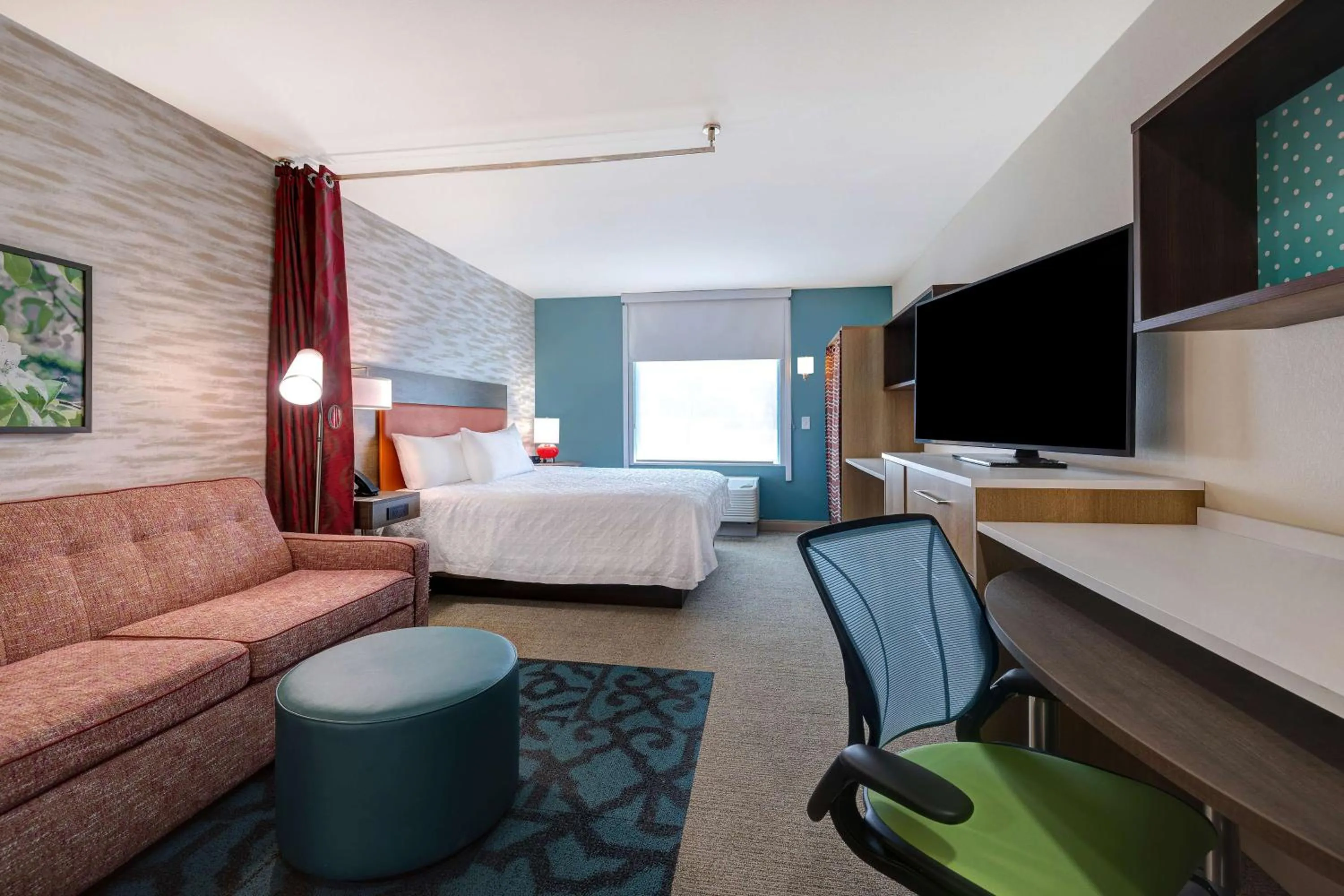 Bedroom, Bed in Home2 Suites By Hilton Bryant, Ar