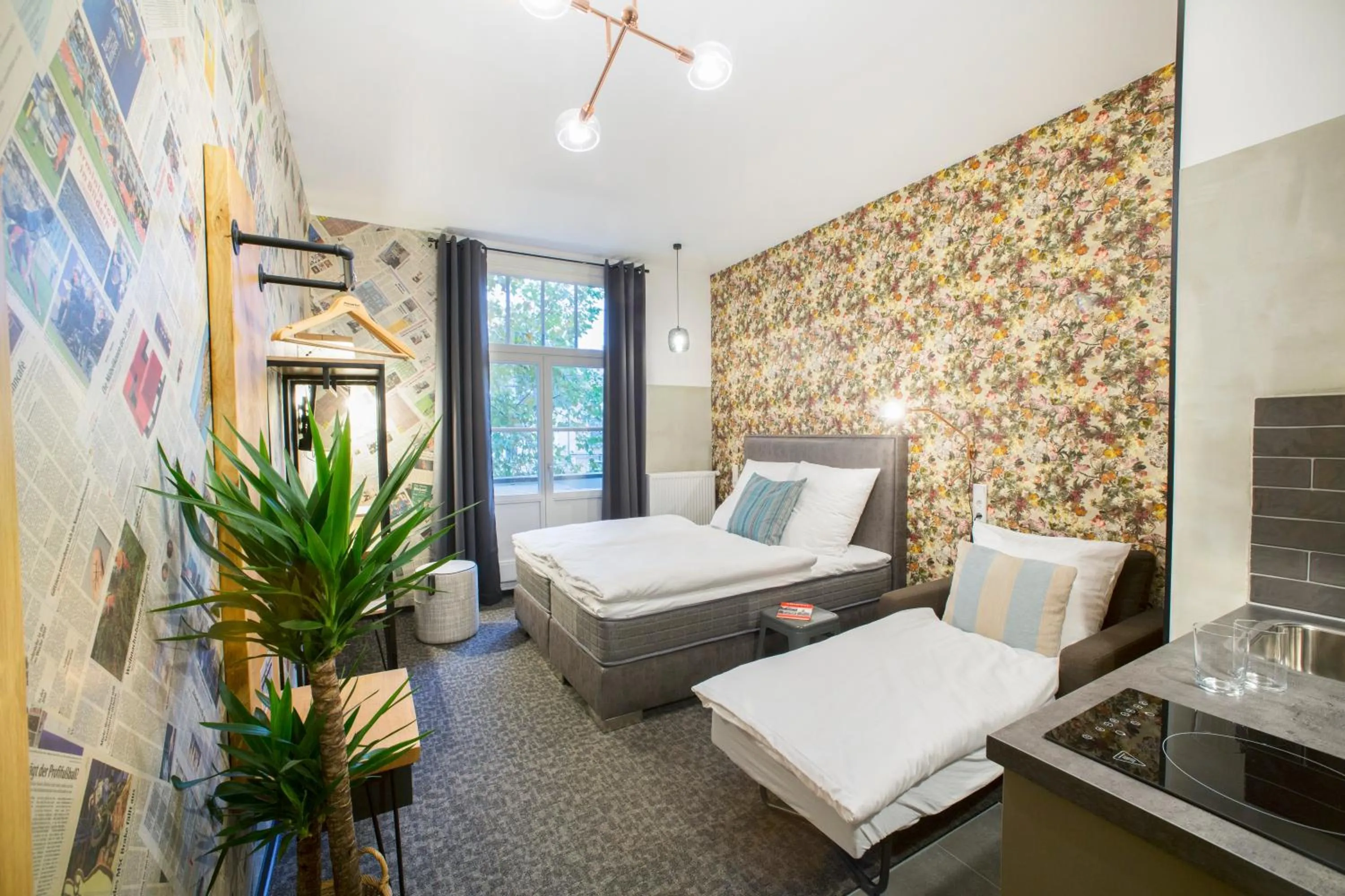 Photo of the whole room, Bed in aappartel APARTHOTEL Herford