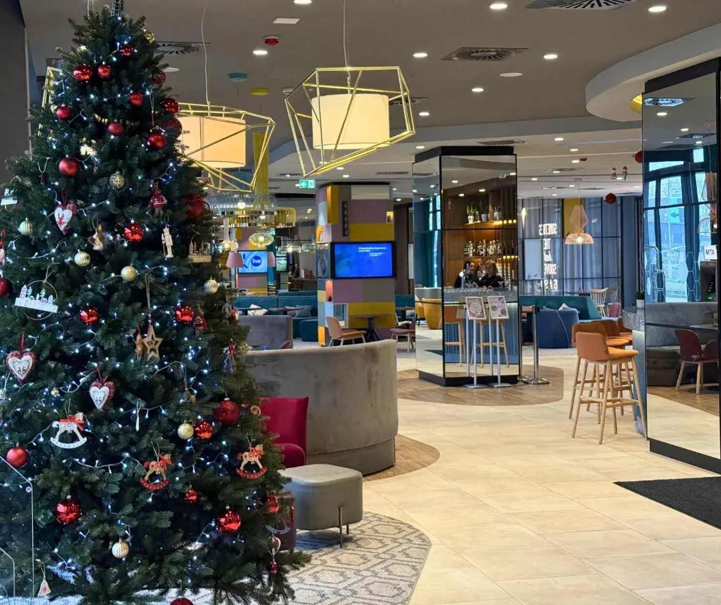 Restaurant/places to eat in Hampton by Hilton Krakow Airport Restaurant/places to eat in Hampton by Hilton Krakow Airport