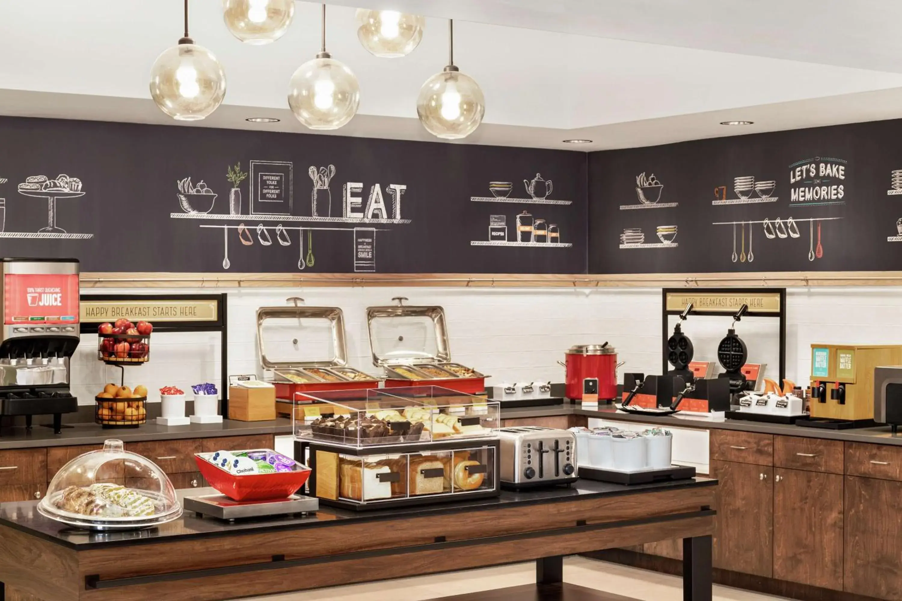 Breakfast in Hampton Inn & Suites Miami, Kendall, Executive Airport Breakfast in Hampton Inn & Suites Miami, Kendall, Executive Airport