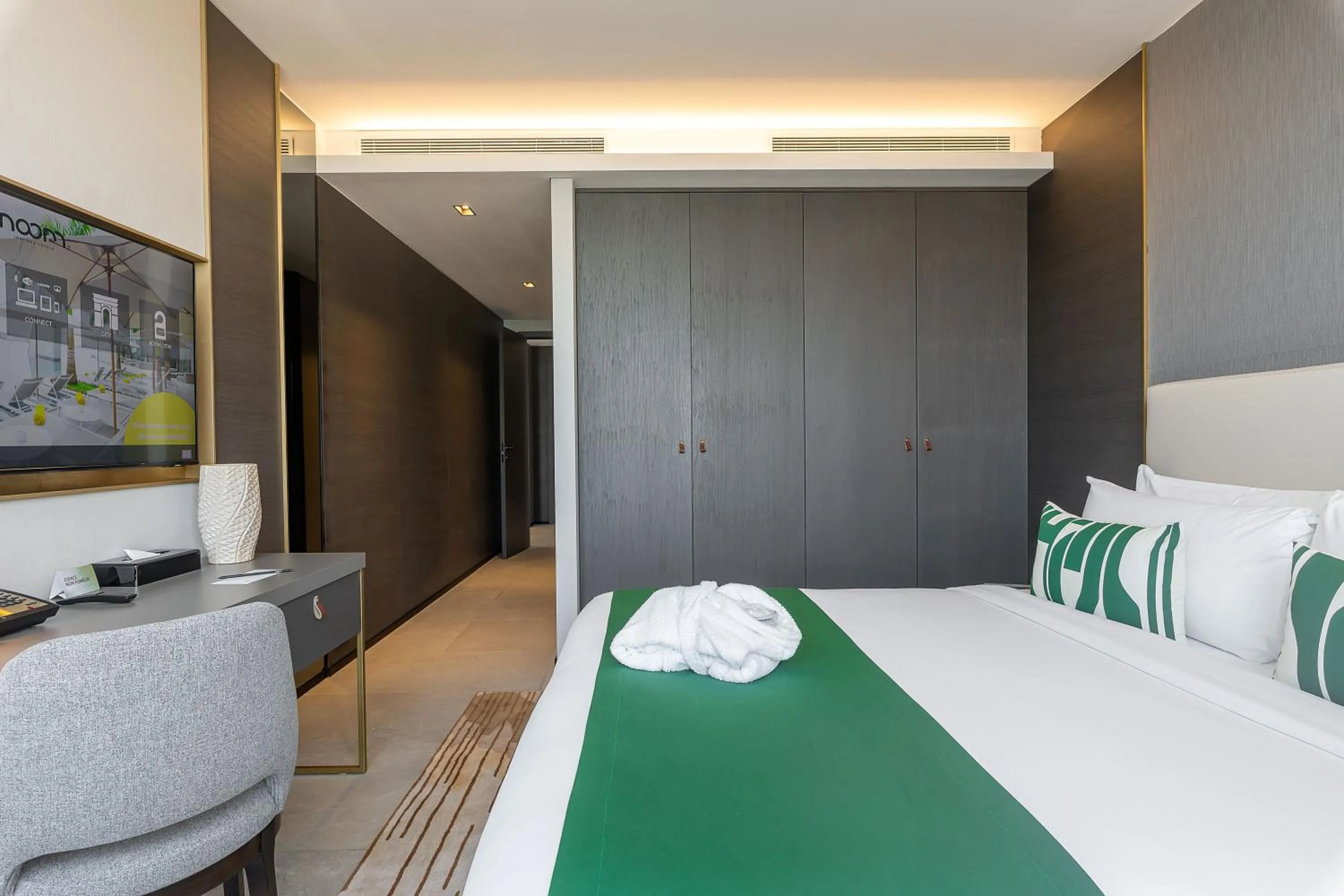 Bed in Noom Hotel Abidjan Plateau