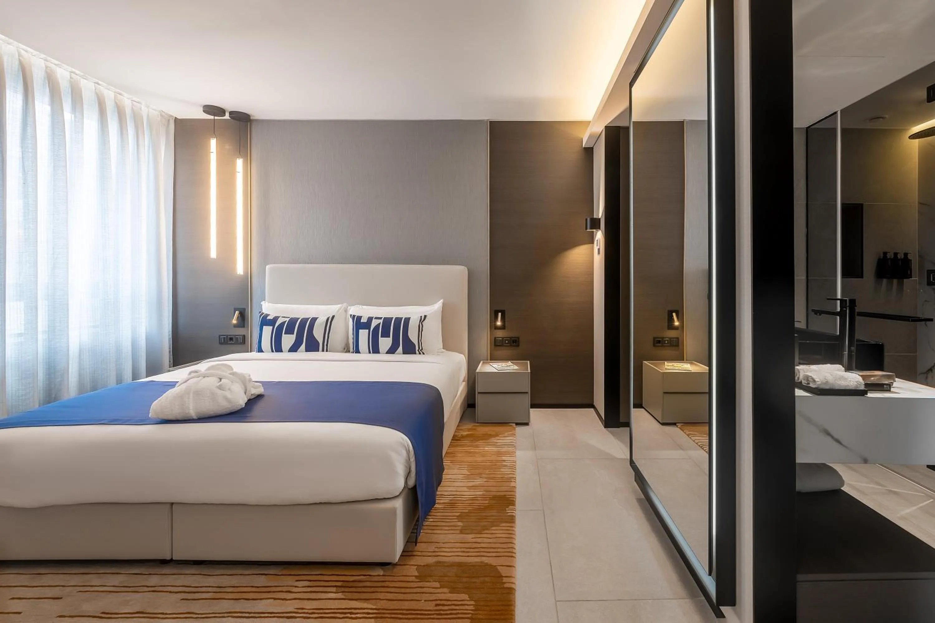 Bed in Noom Hotel Abidjan Plateau