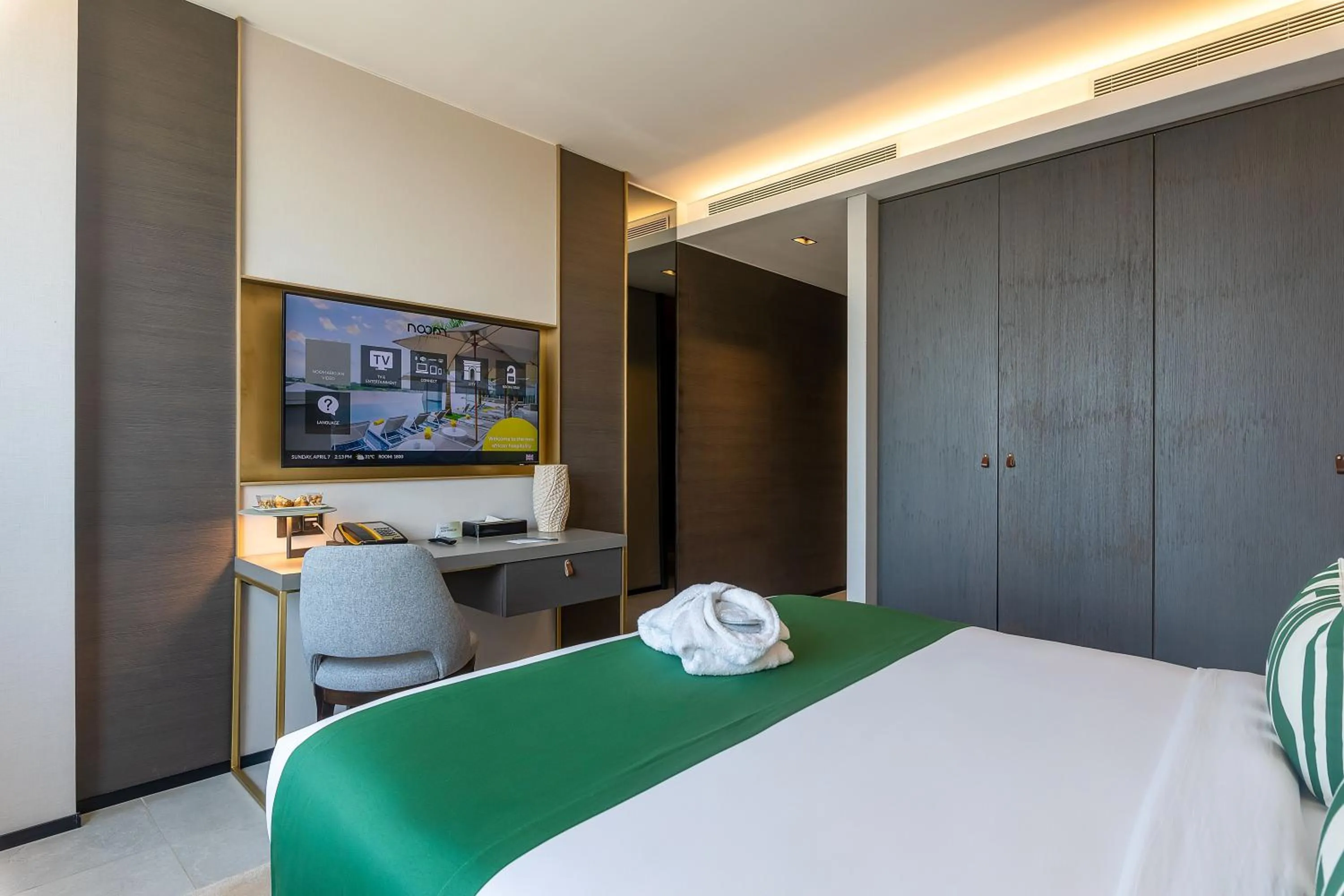 Bed in Noom Hotel Abidjan Plateau