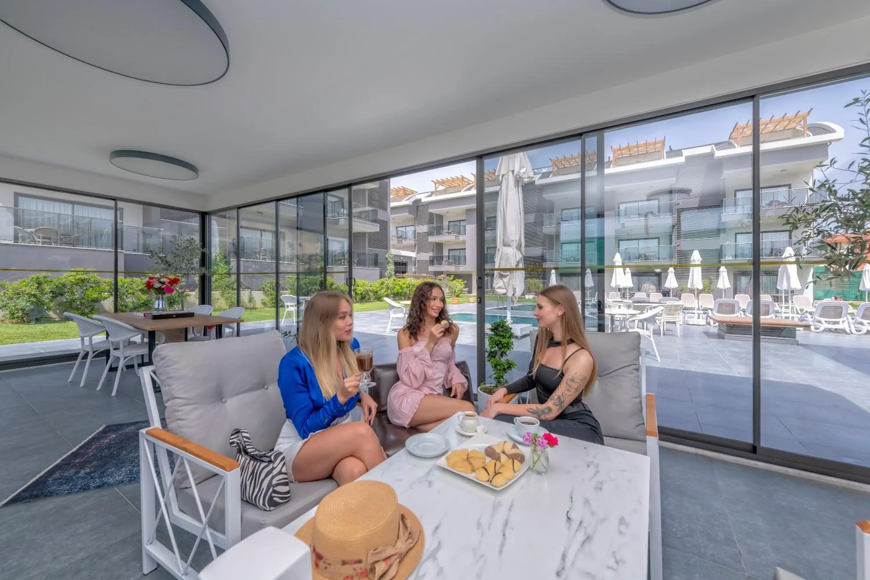 Restaurant/places to eat in A Suite Side Restaurant/places to eat in A Suite Side