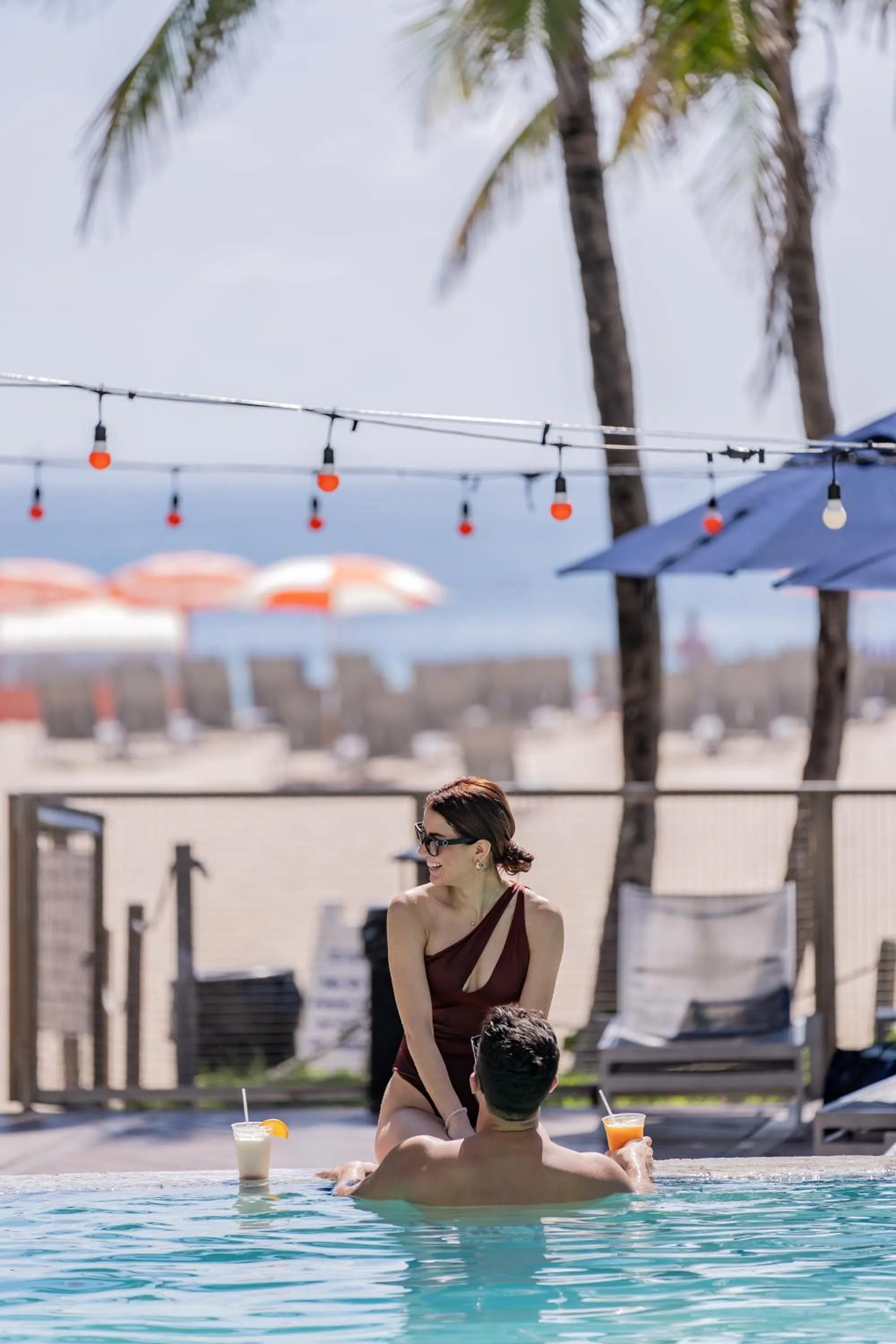 Swimming pool in B Ocean Resort Fort Lauderdale Beach