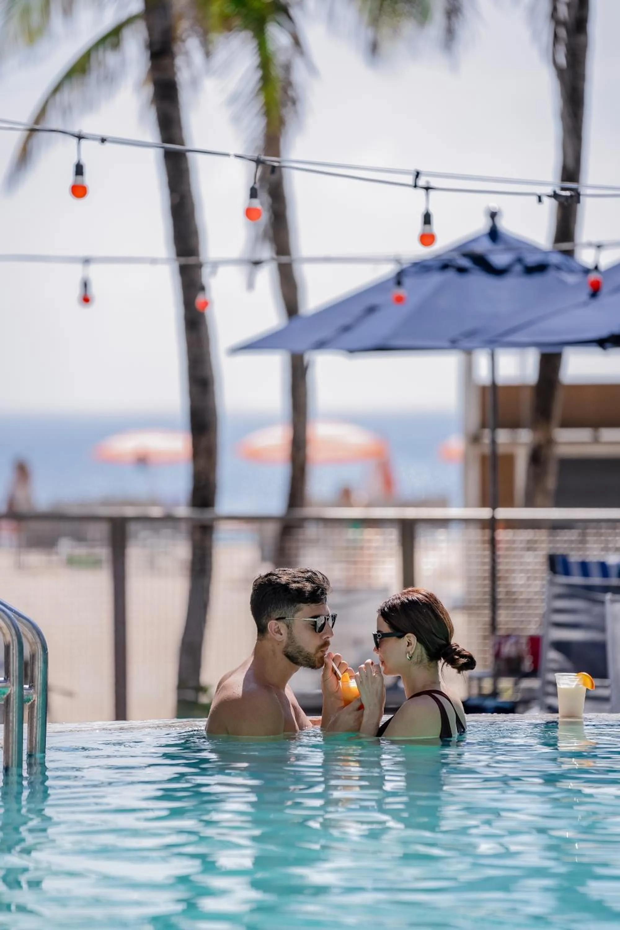 Swimming pool in B Ocean Resort Fort Lauderdale Beach