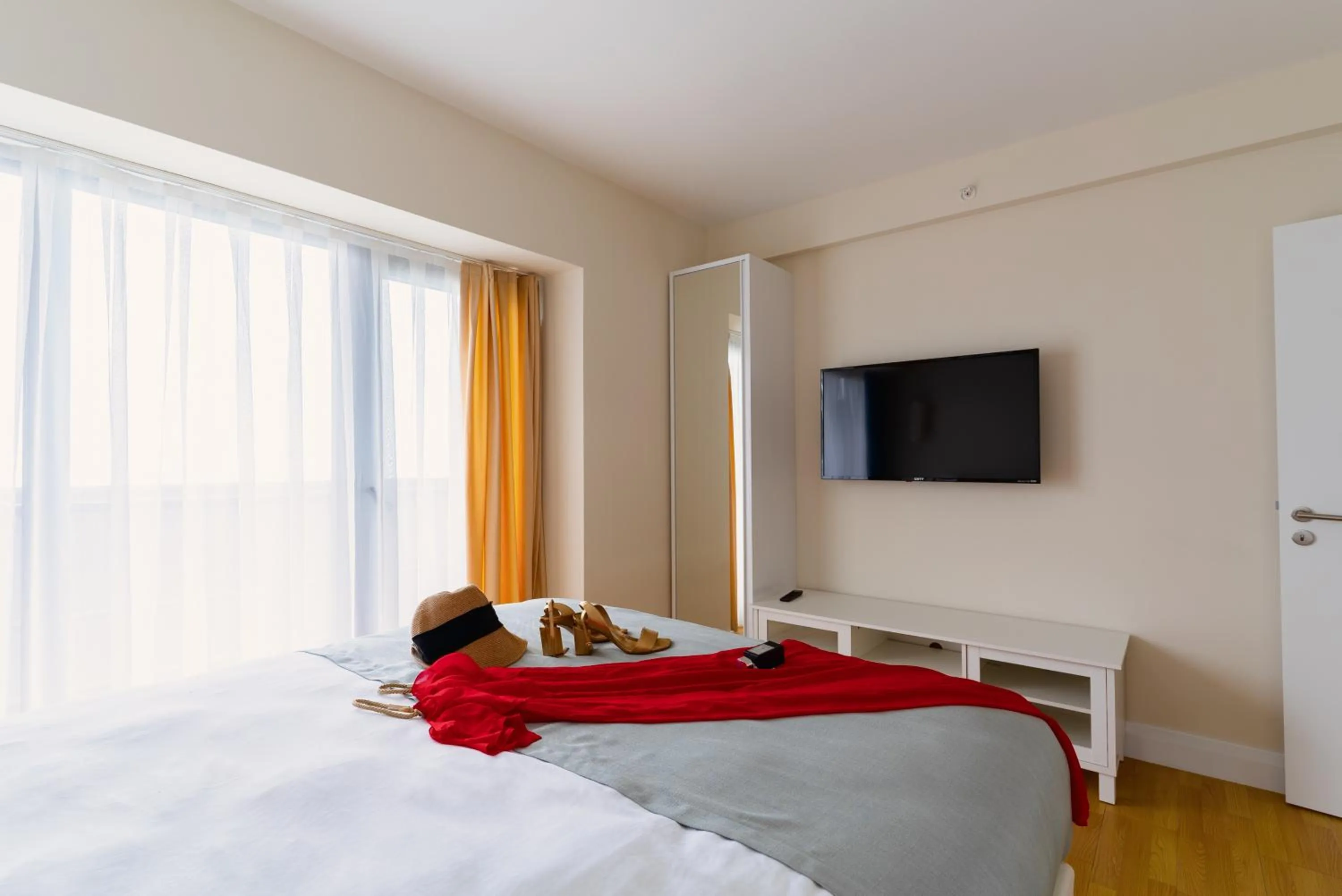 Bed in G-Point City Beach