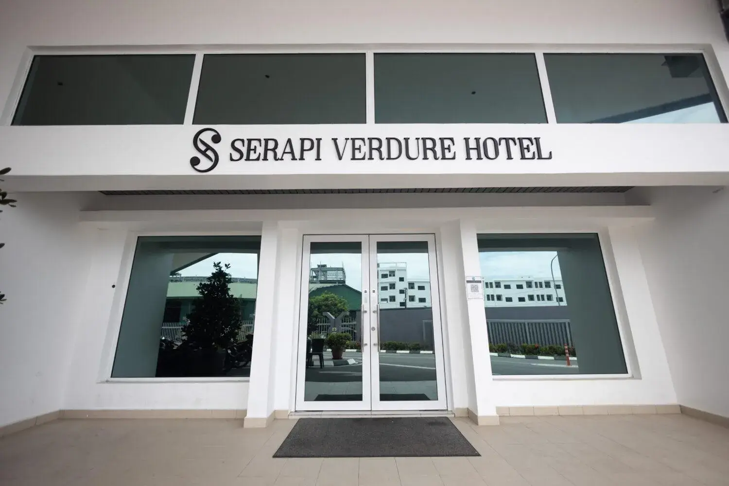 Facade/entrance in Serapi Verdure Hotel Facade/entrance in Serapi Verdure Hotel