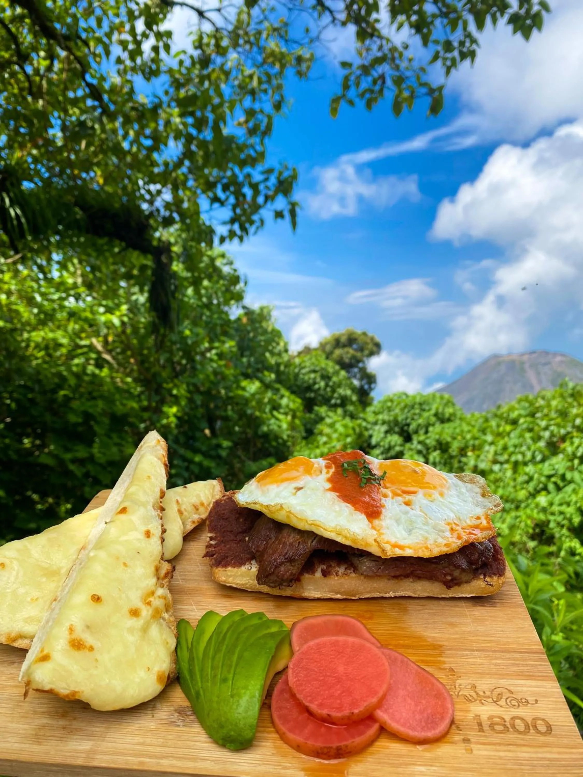 Breakfast in Casa 1800 Cerro Verde