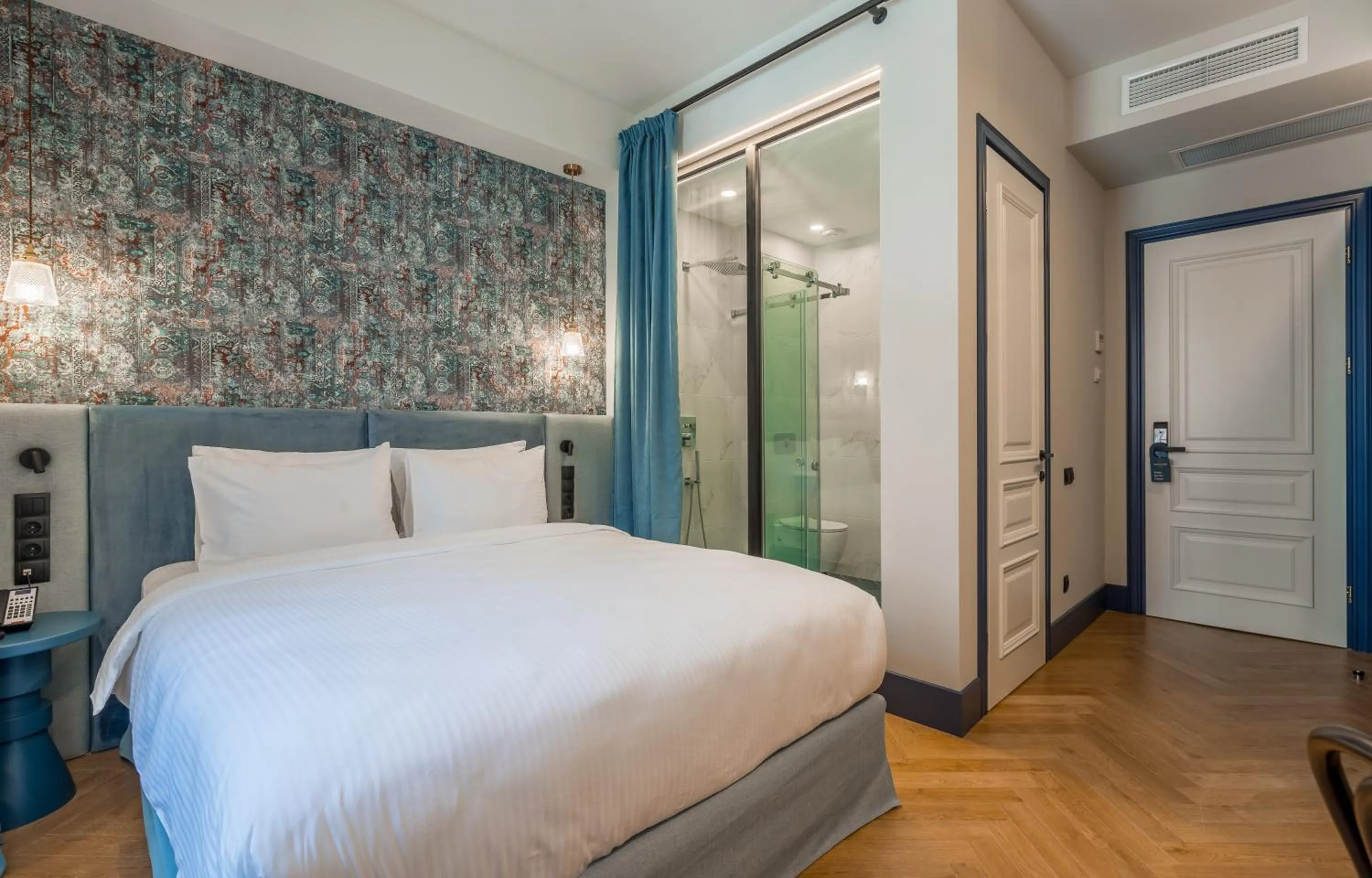 Photo of the whole room, Bed in Abanotubani Boutique hotel