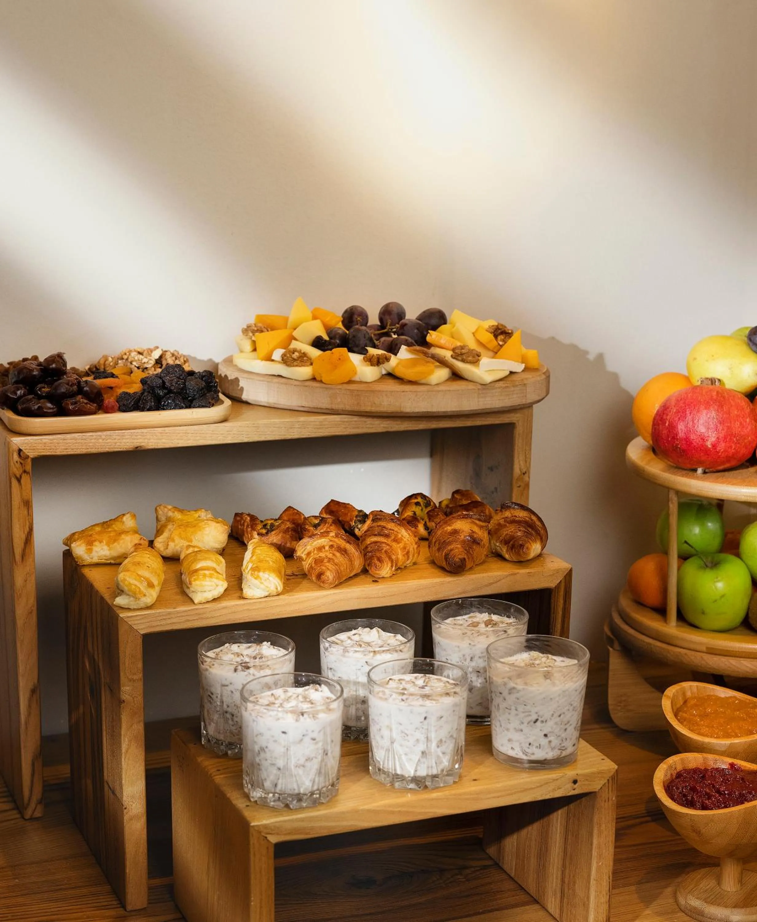 Food in Abanotubani Boutique hotel