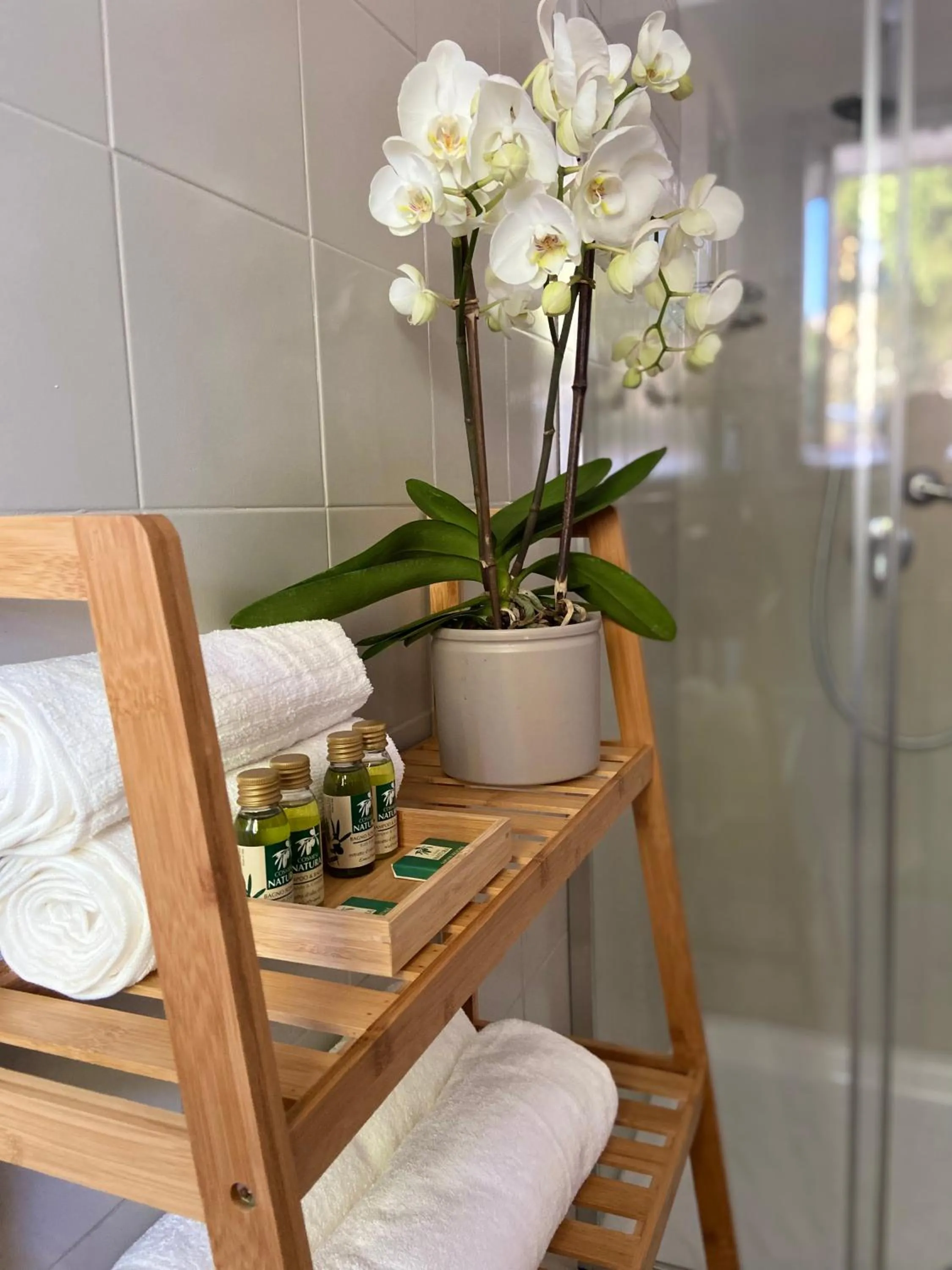 Bathroom in Victoria House B&B