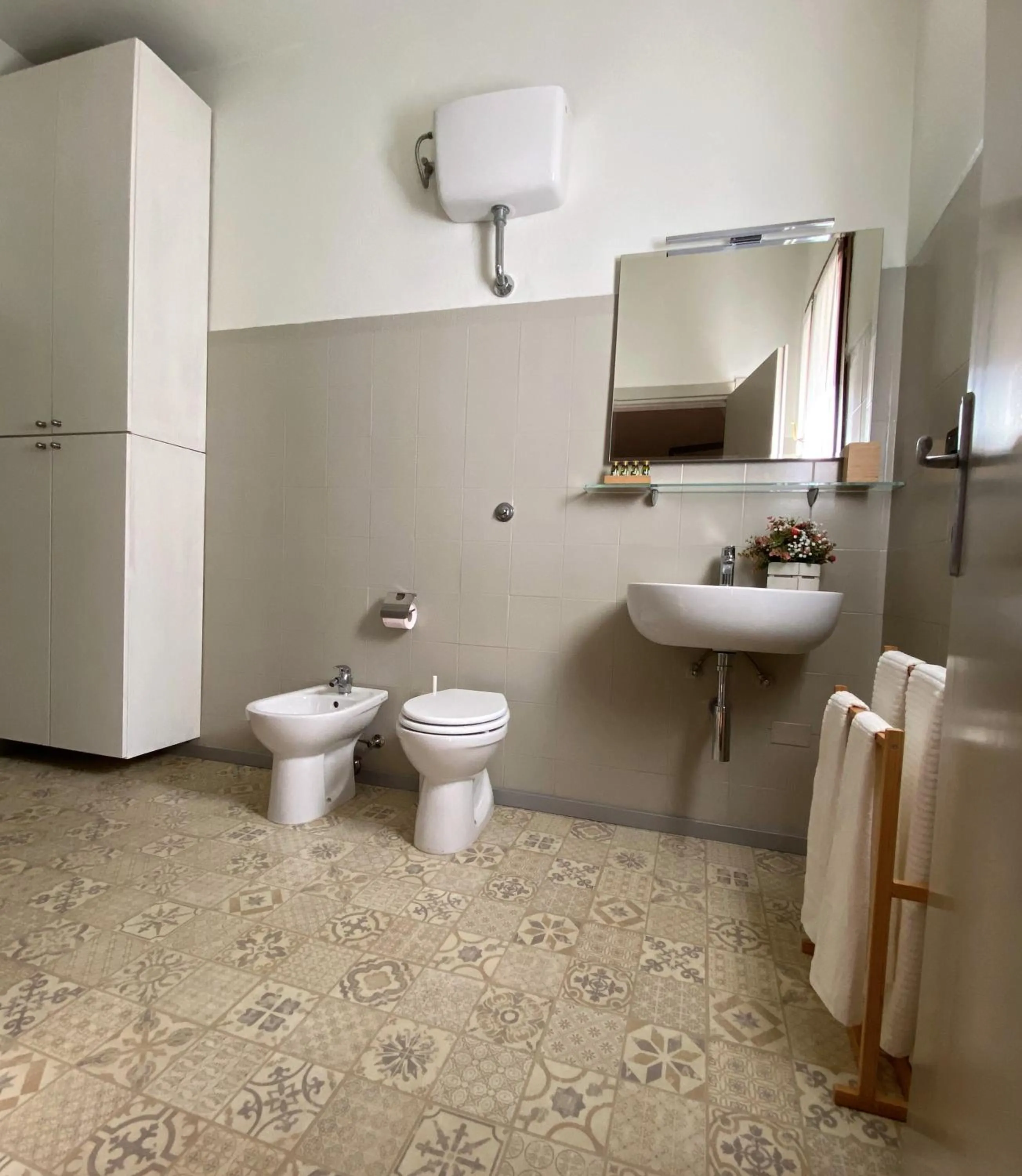 Toilet in Victoria House B&B