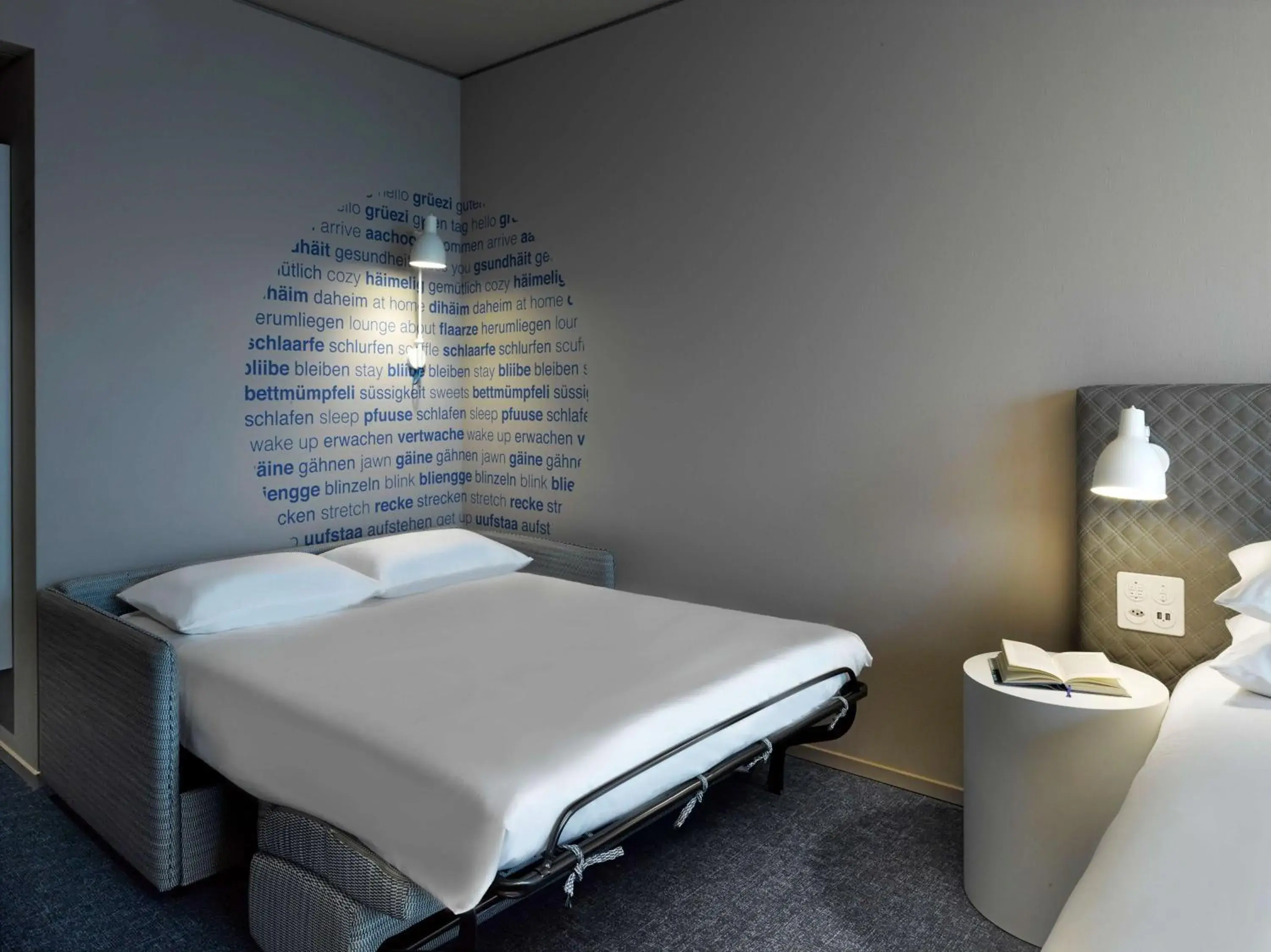 Bed in Hyatt Place Zurich Airport the Circle Bed in Hyatt Place Zurich Airport the Circle