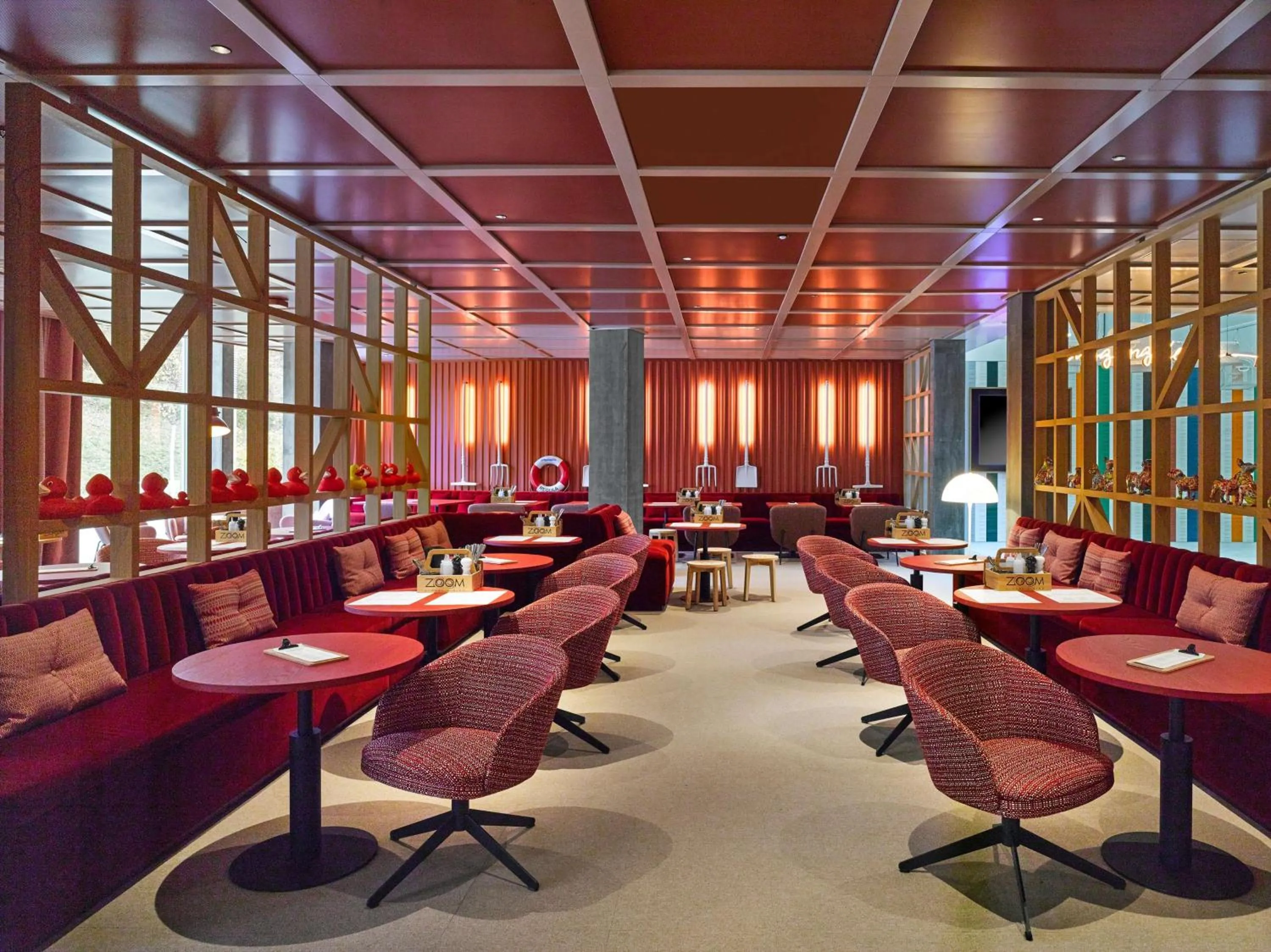 Restaurant/places to eat in Hyatt Place Zurich Airport the Circle