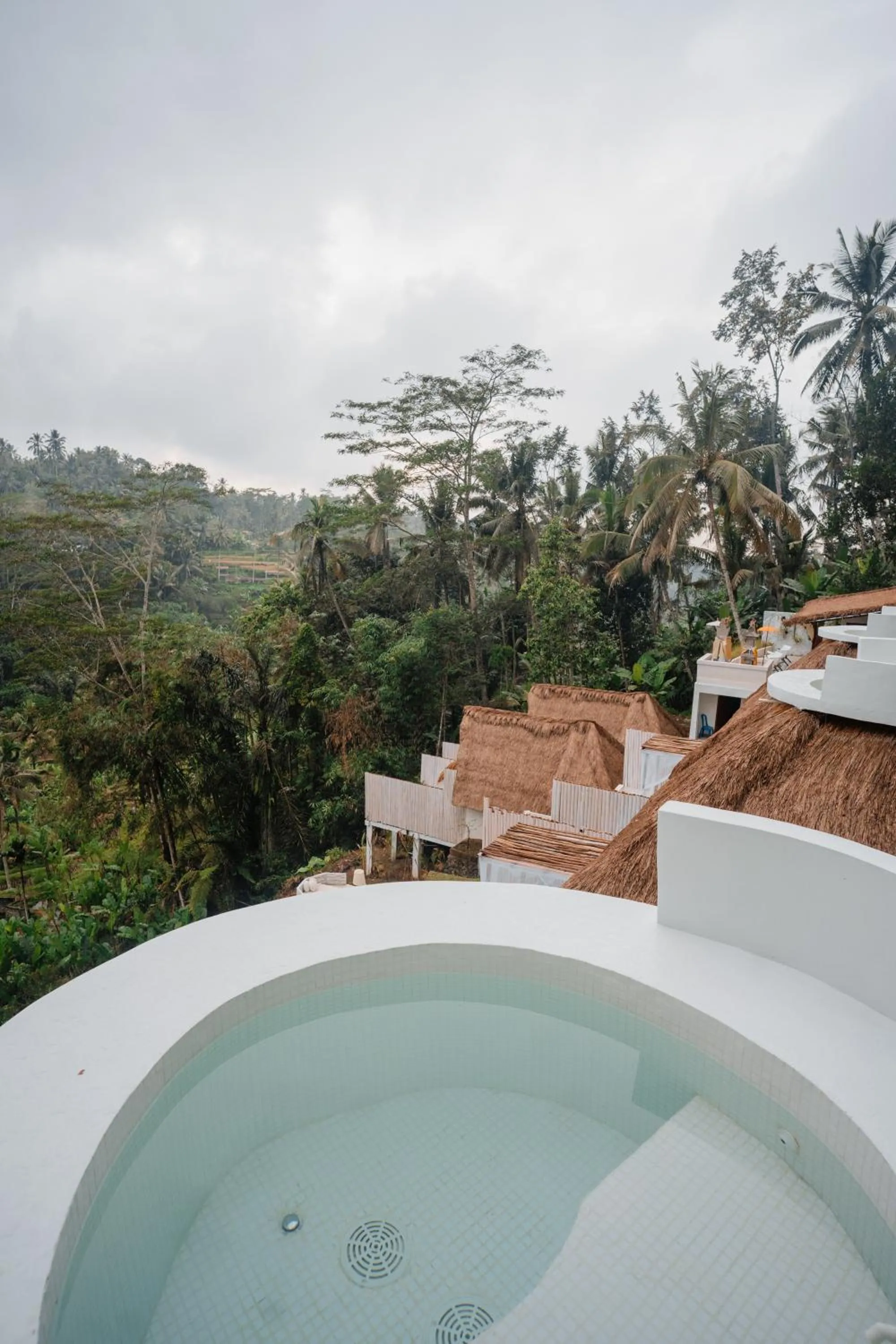 Woywoy Escape Bresela Adults Only