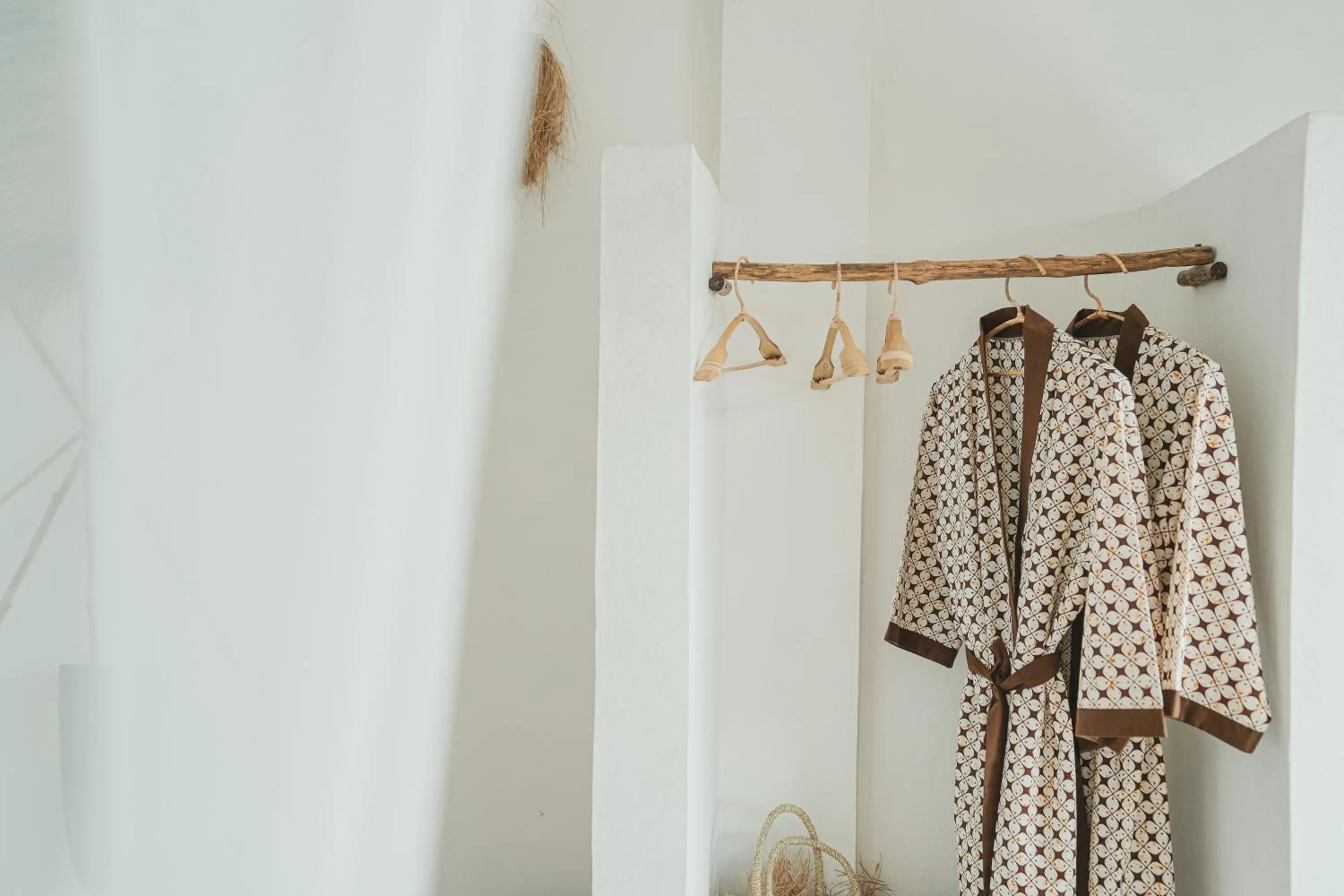 Woywoy Escape Bresela Adults Only