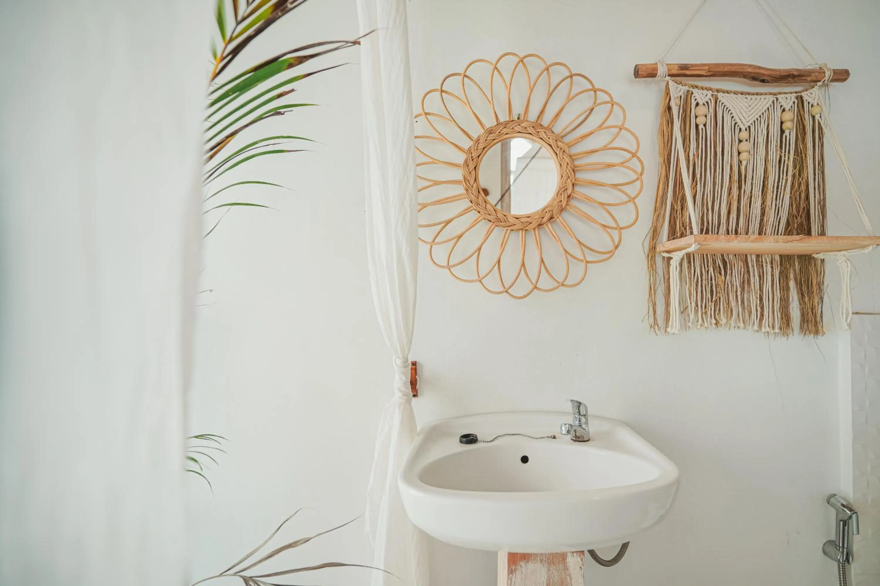 Woywoy Escape Bresela Adults Only