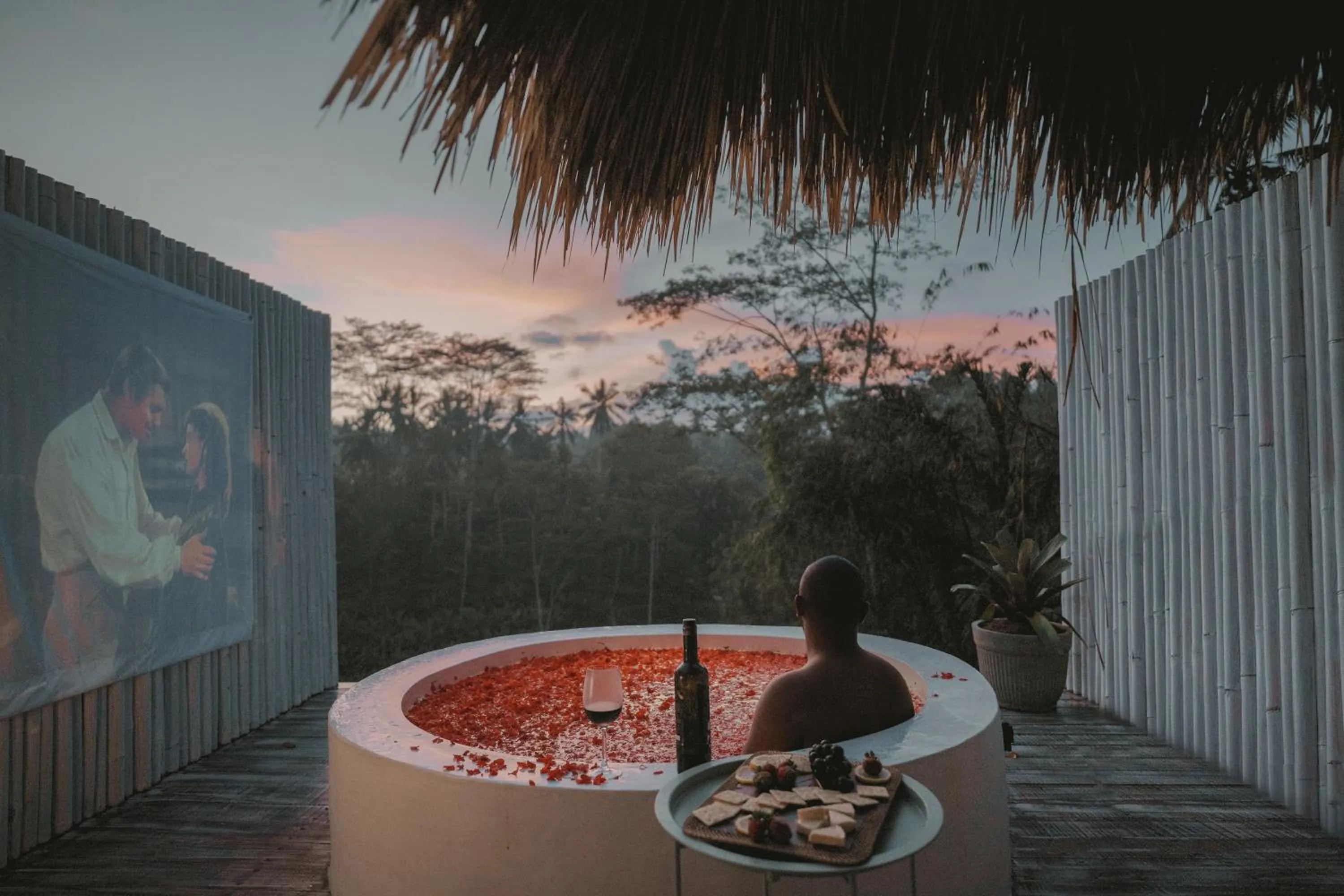 Woywoy Escape Bresela Adults Only