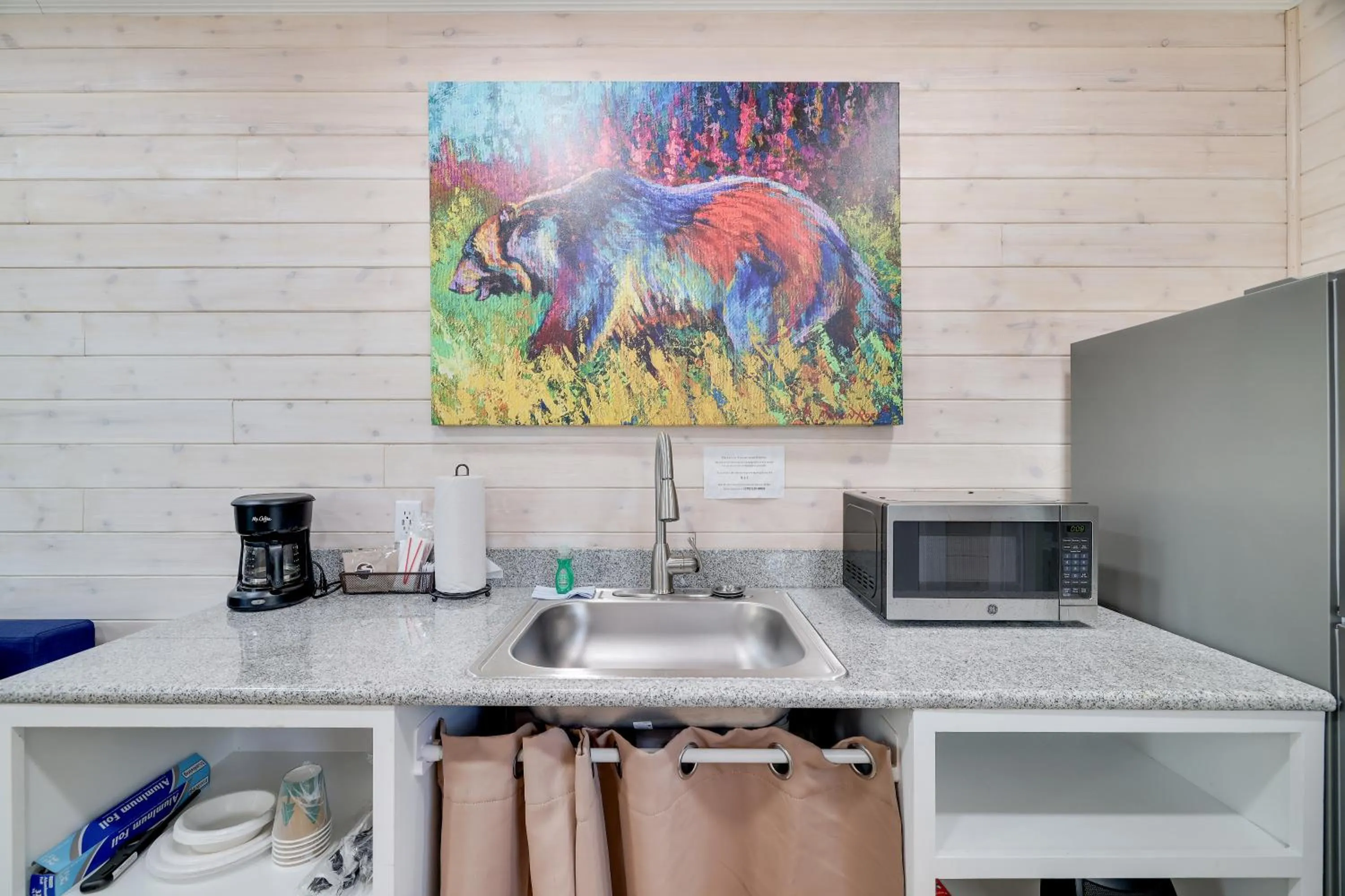 Kitchen or kitchenette in Camptel Poconos