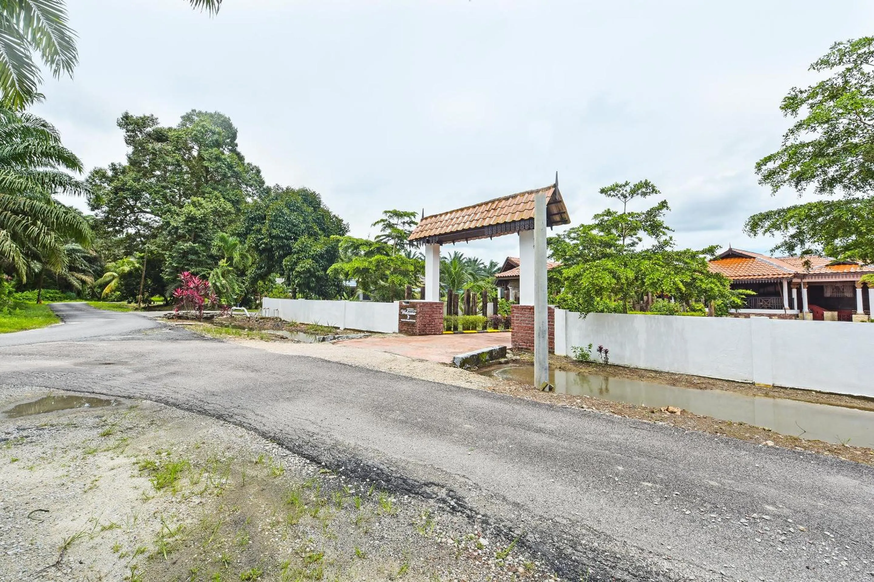 Facade/entrance in Hotel O Jentayu Homestay Pontian