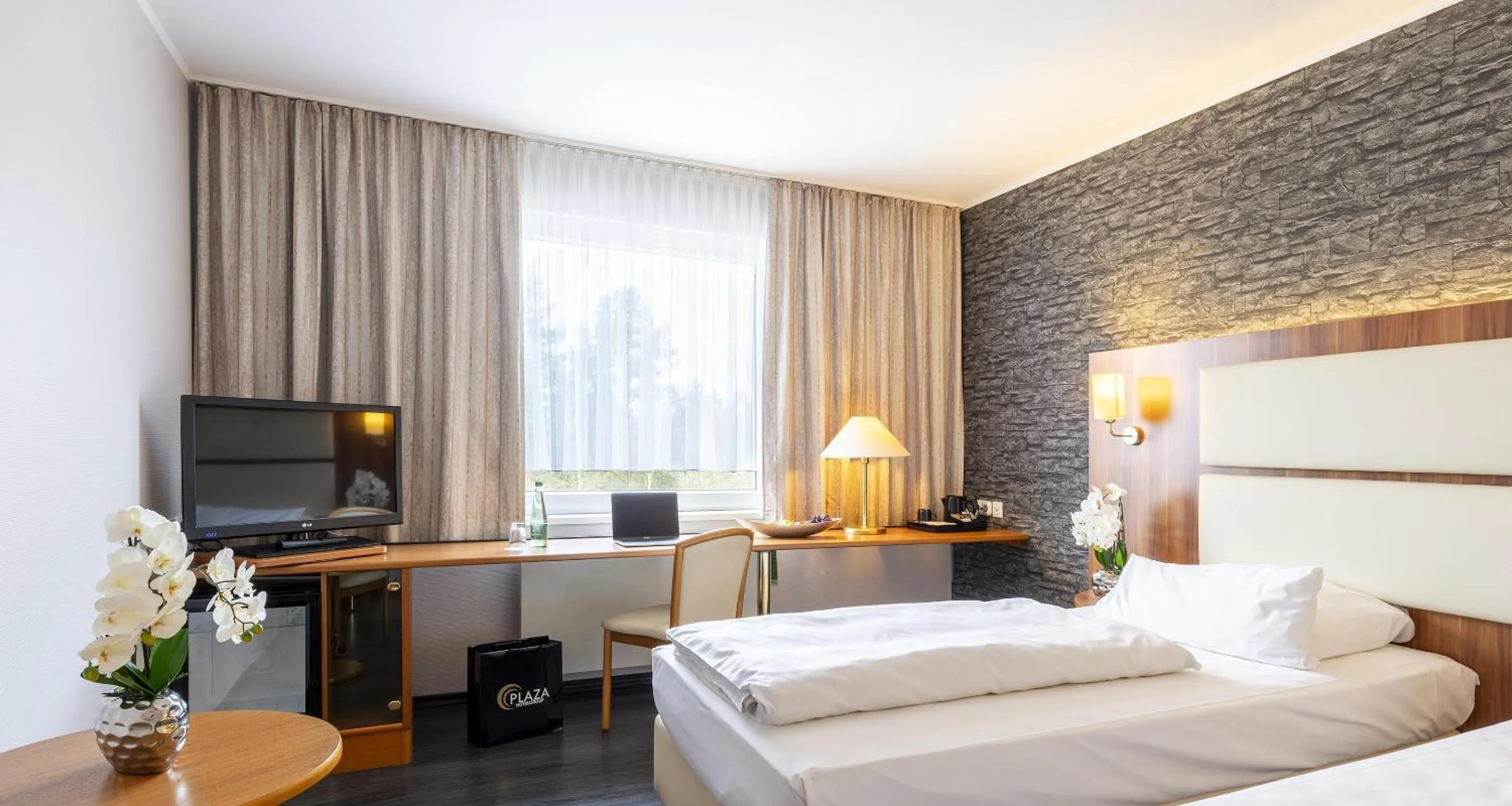Bedroom, Bed in Best Western Plaza Hotel Zwickau