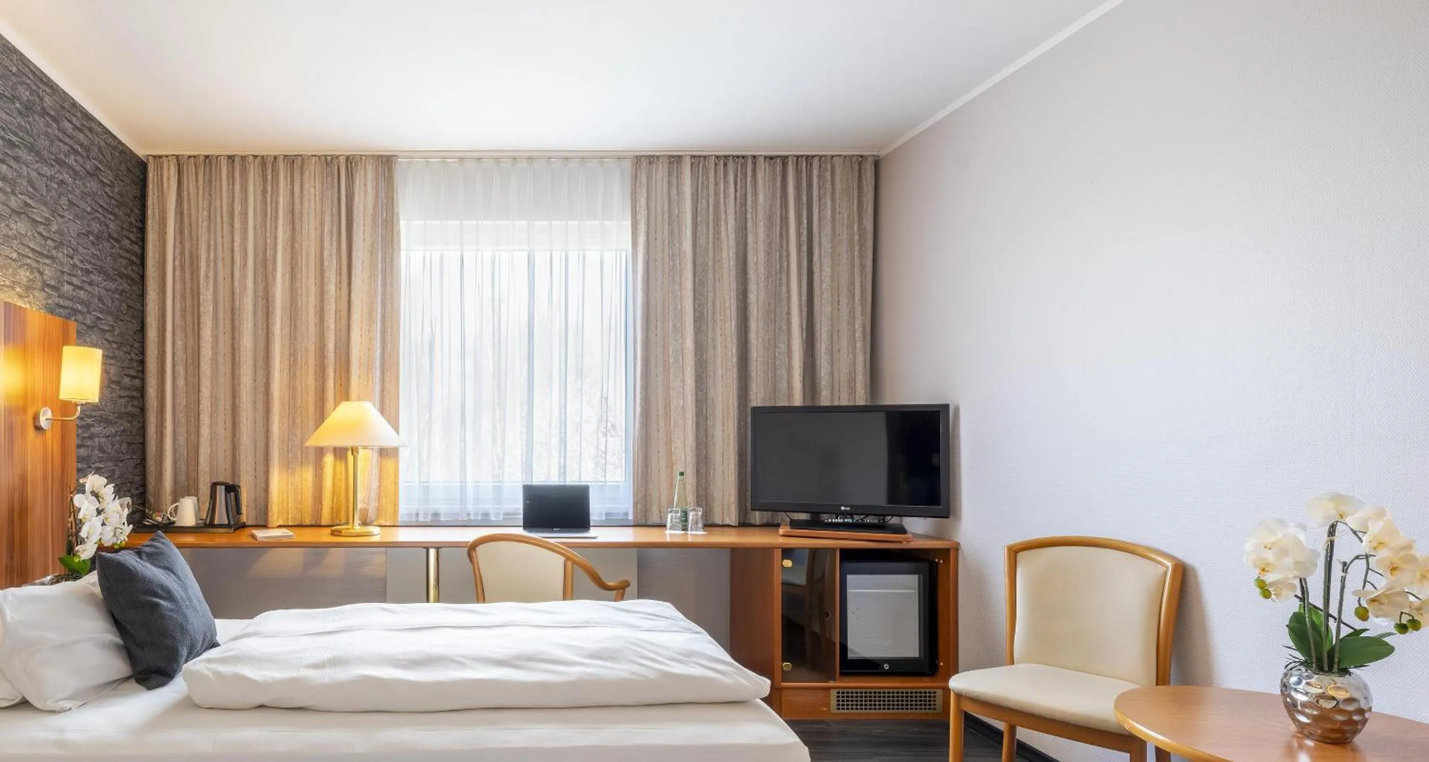 Bedroom, Bed in Best Western Plaza Hotel Zwickau