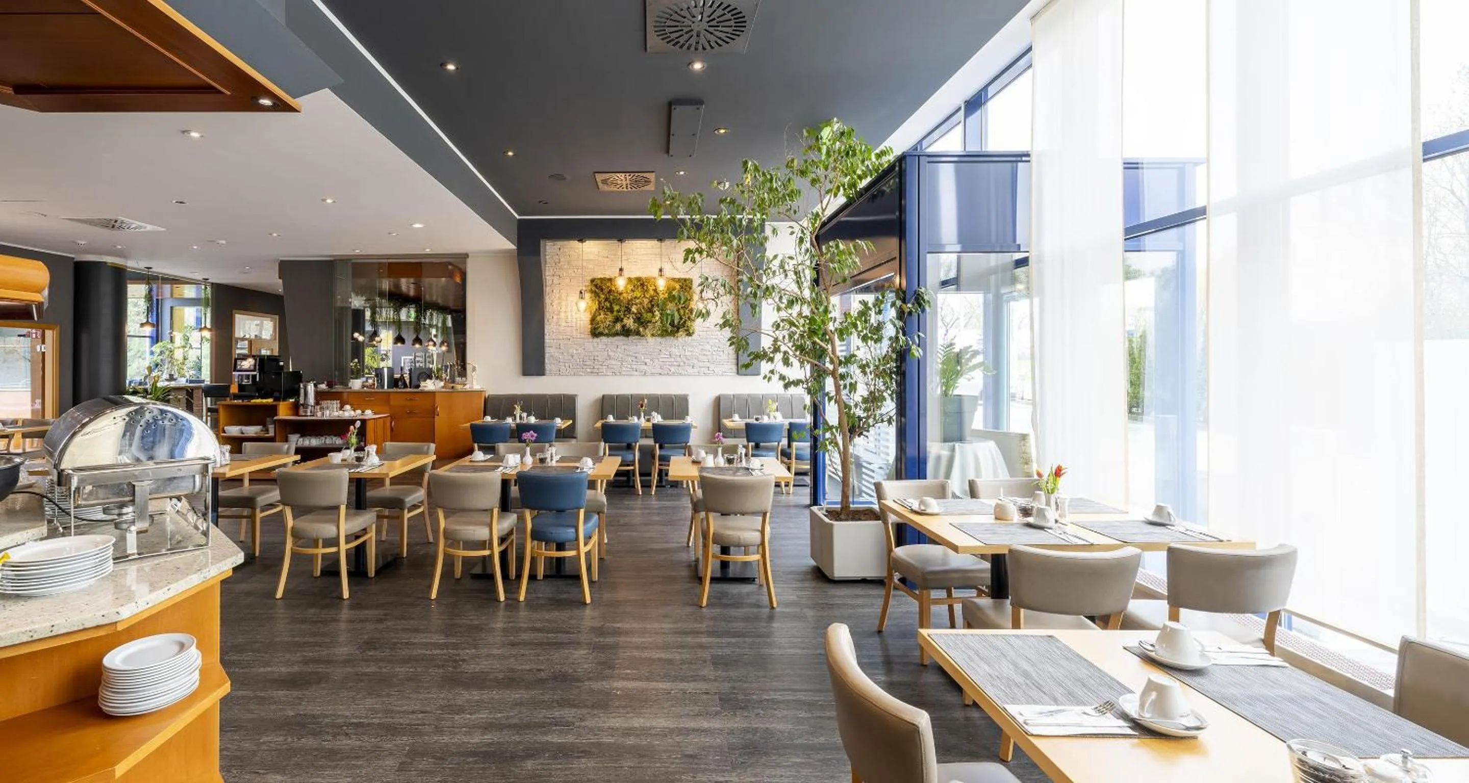 Breakfast in Best Western Plaza Hotel Zwickau