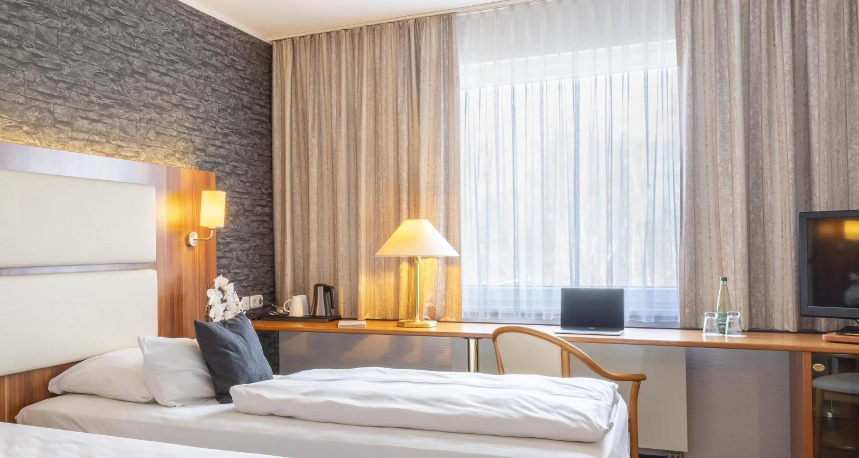 Bedroom, Bed in Best Western Plaza Hotel Zwickau