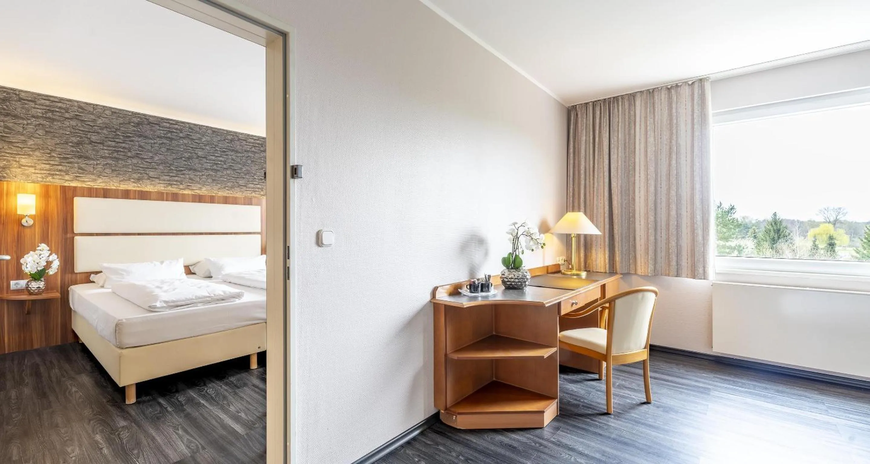 Photo of the whole room, Bed in Best Western Plaza Hotel Zwickau