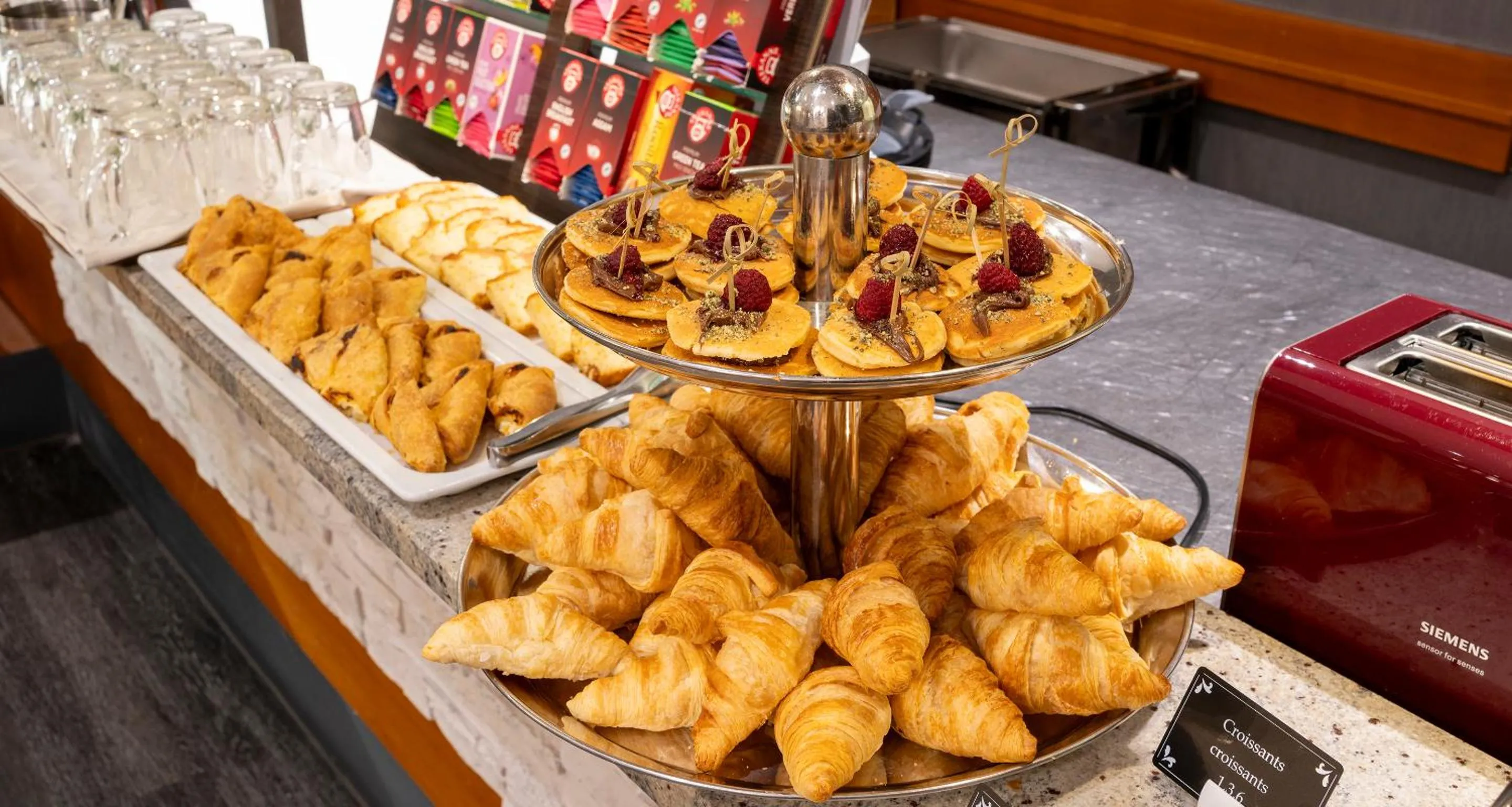 Buffet breakfast in Best Western Plaza Hotel Zwickau