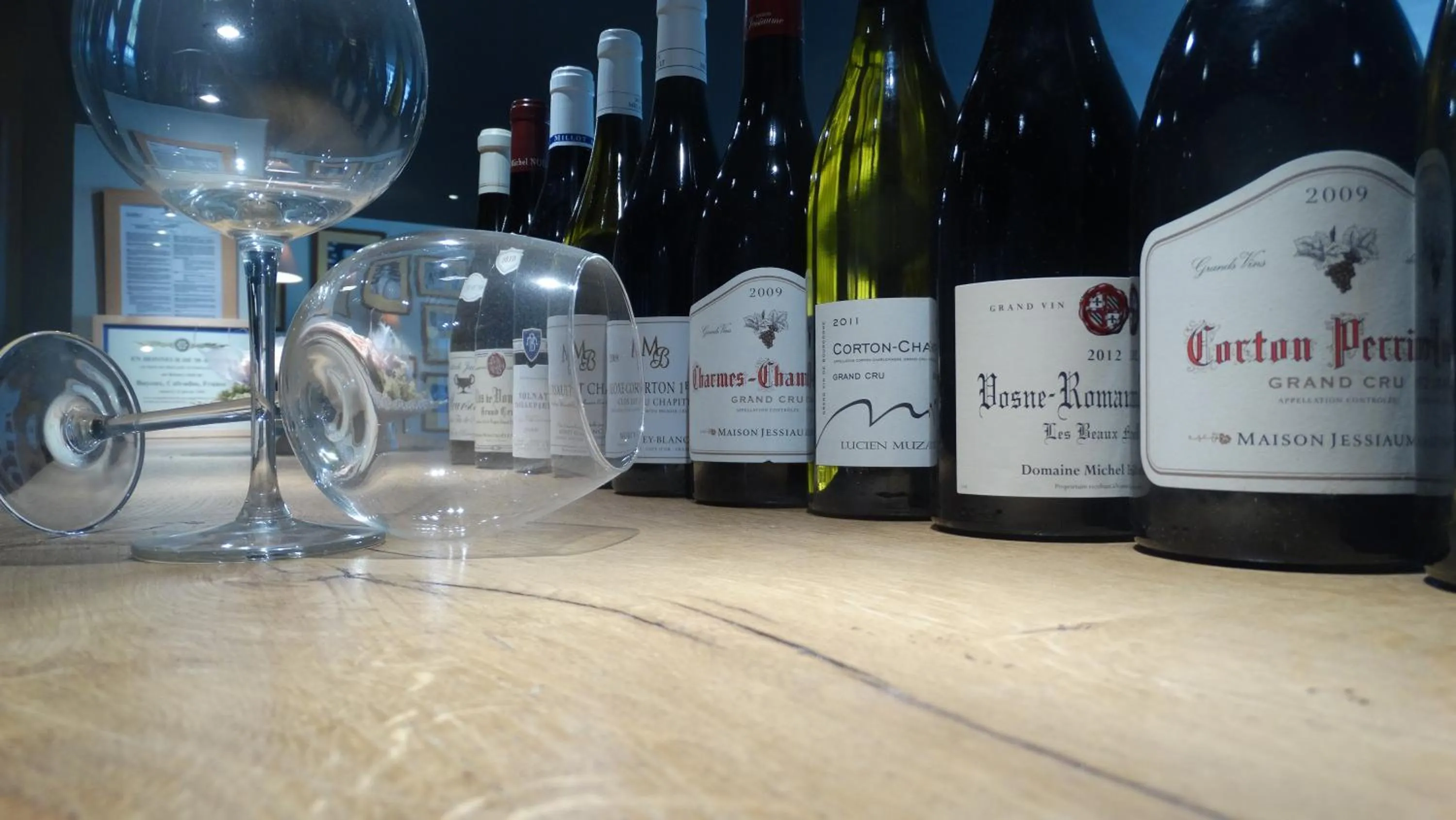 Alcoholic drinks in Hotel Le Lion D'Or et Restaurant La Table Du Lion