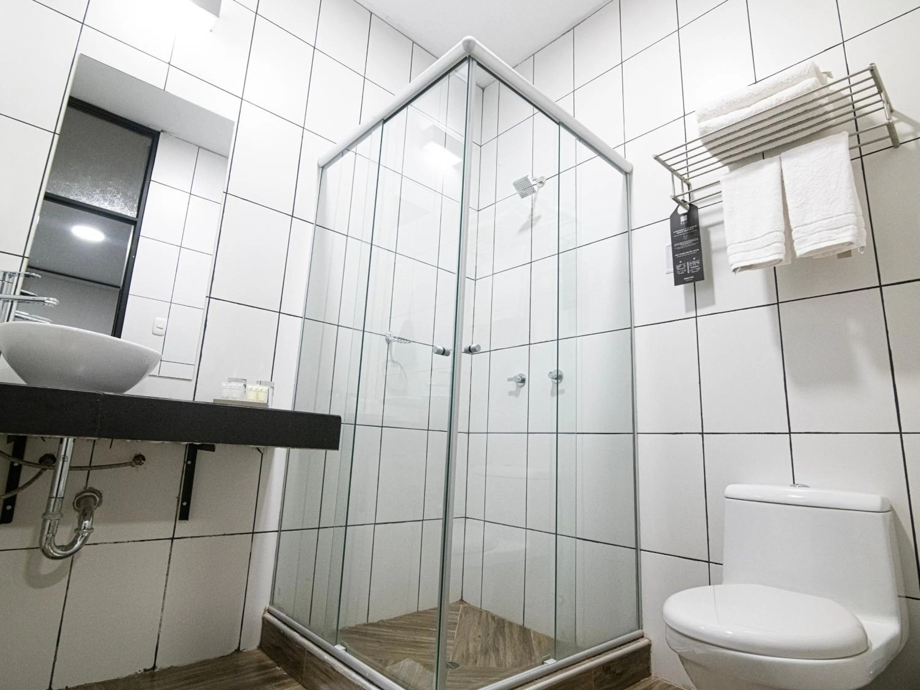 Shower in Rua Hoteles Piura