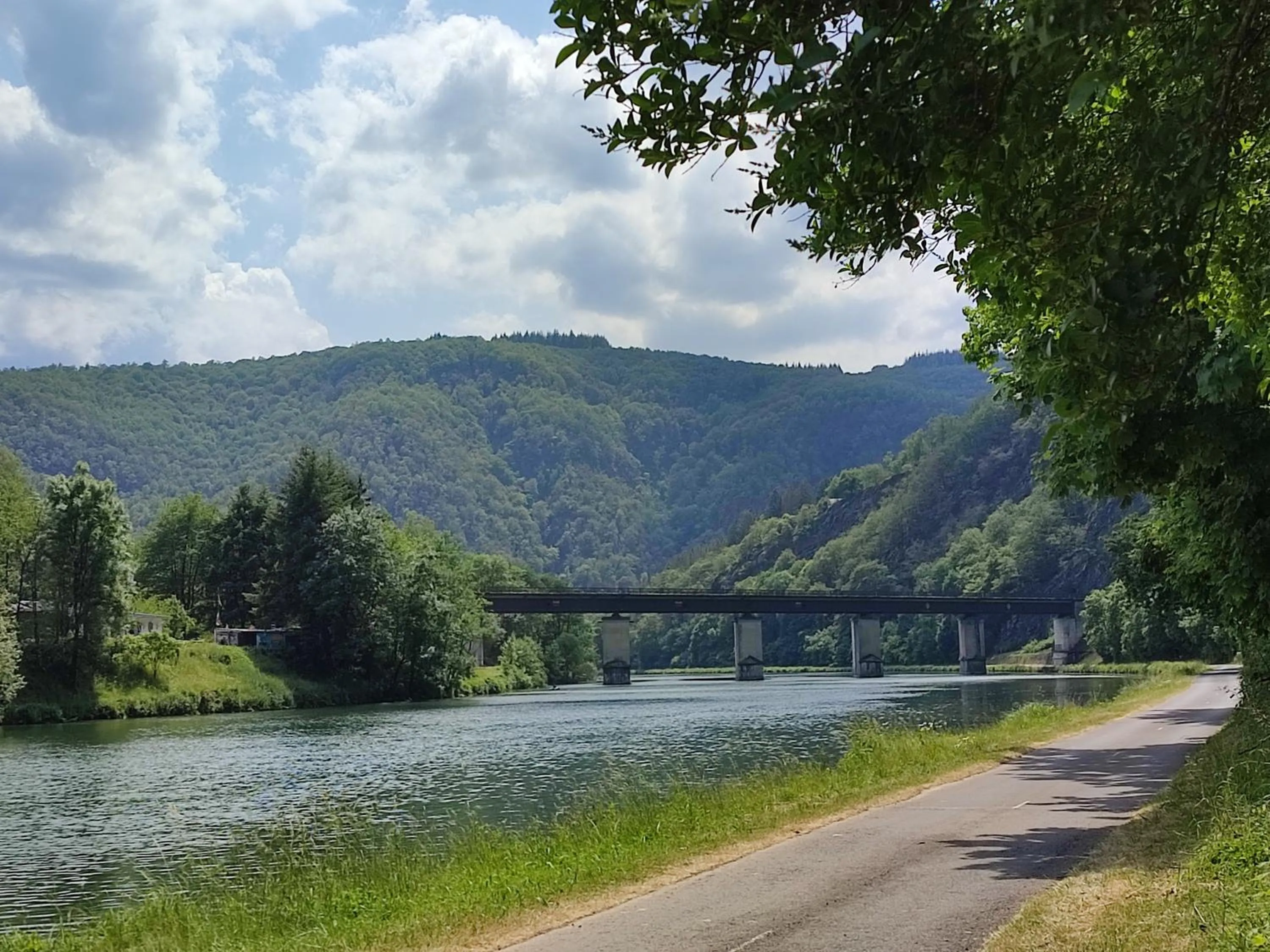 Nearby landmark in Entre Meuse et forêt