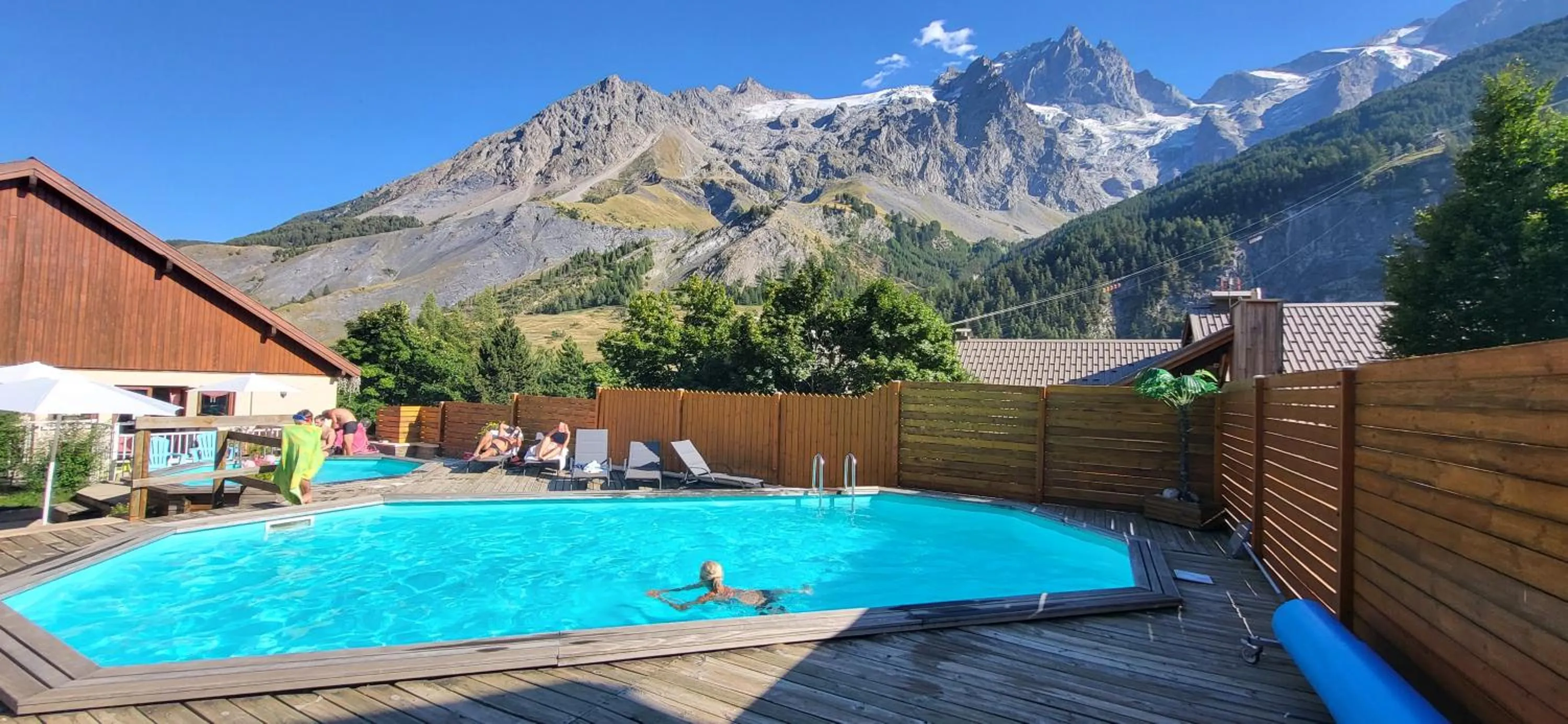 Natural landscape in Cosy Appart'Hotel - Panoramic Village - La Grave