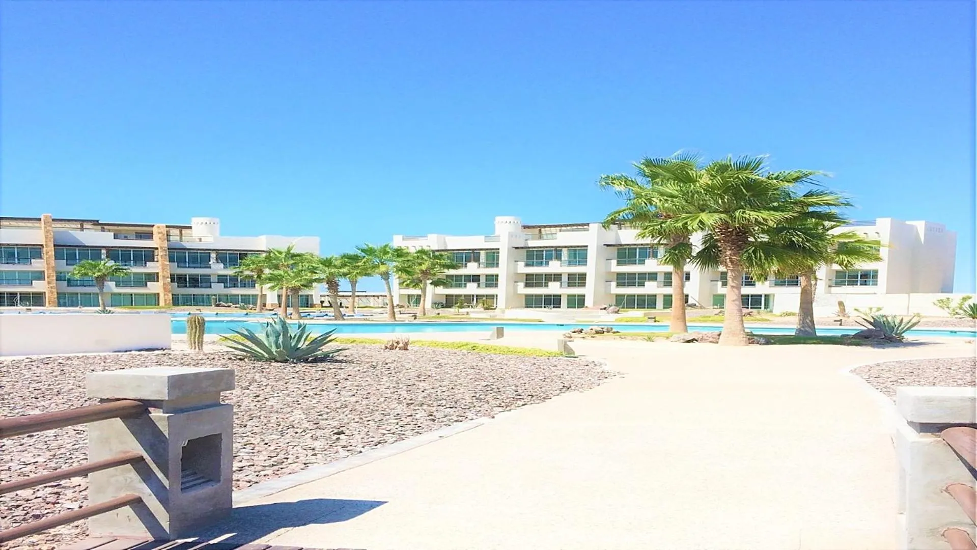 Garden view in Mayan Lakes 14-203 by Kivoya