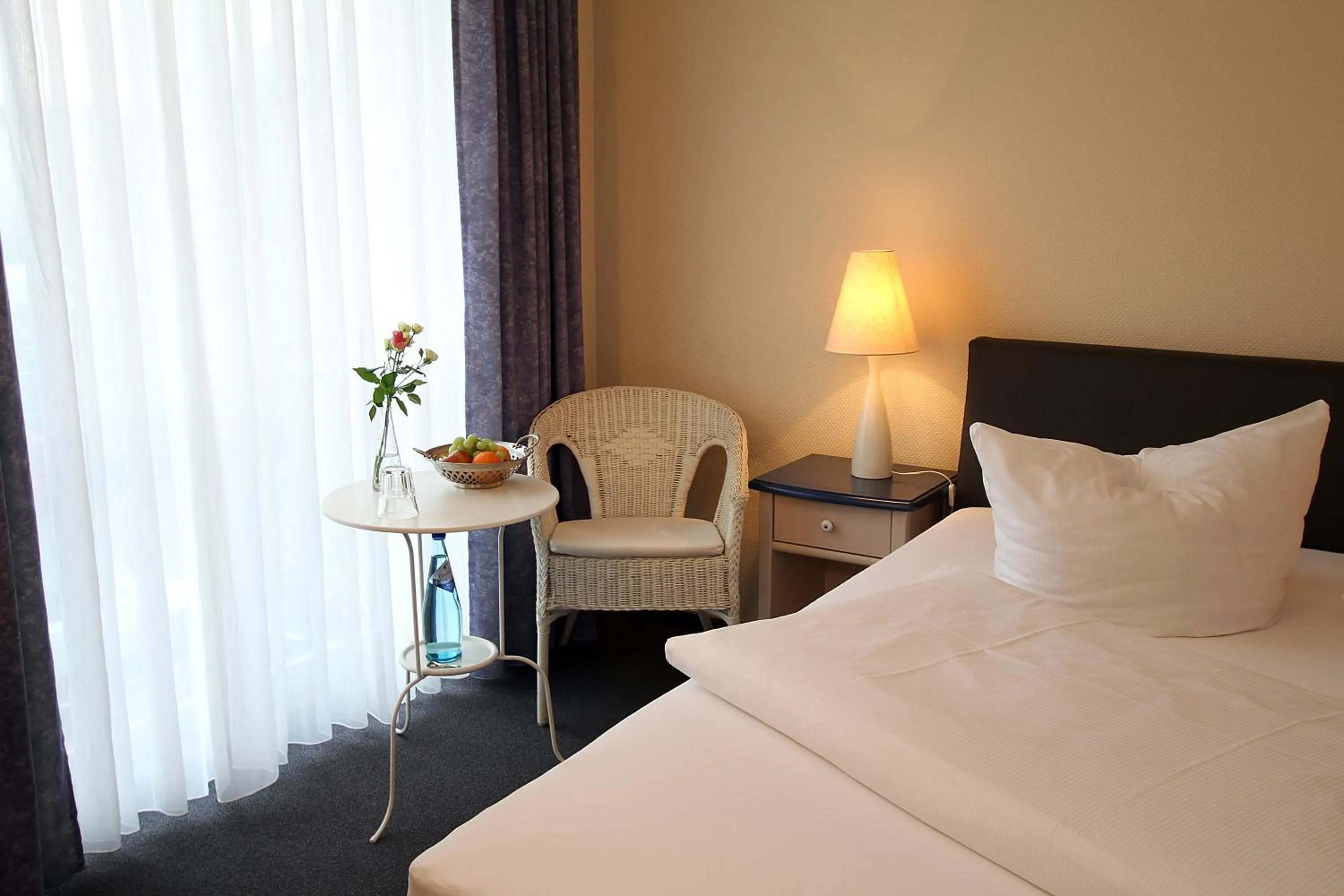 Photo of the whole room, Bed in Hotel Lindemann