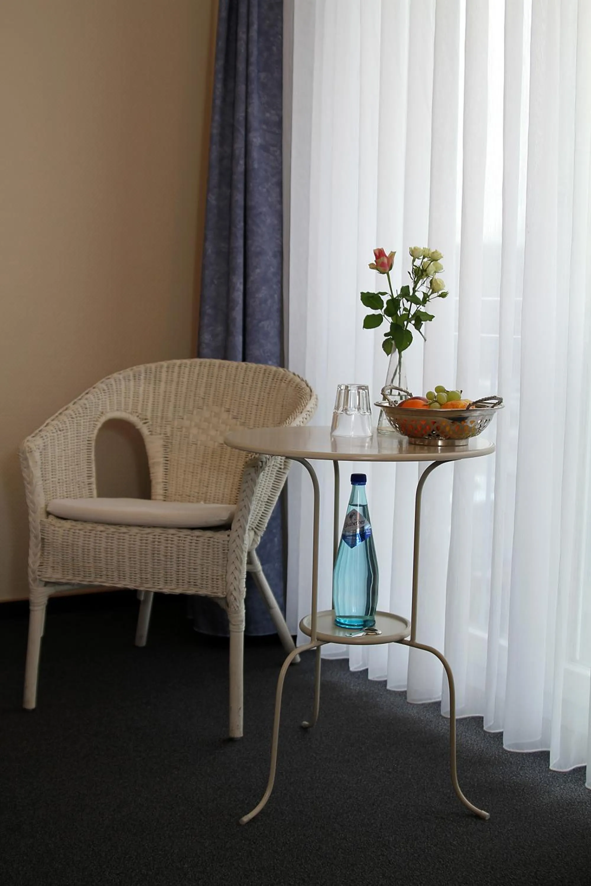 Photo of the whole room in Hotel Lindemann