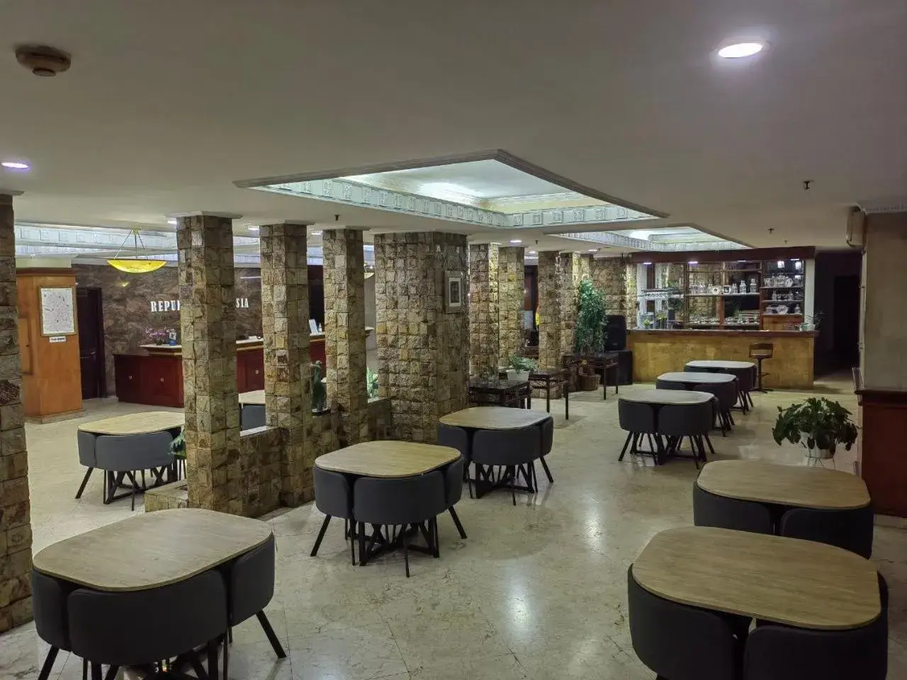 Restaurant/places to eat in PIA Hotel Bandung Restaurant/places to eat in PIA Hotel Bandung